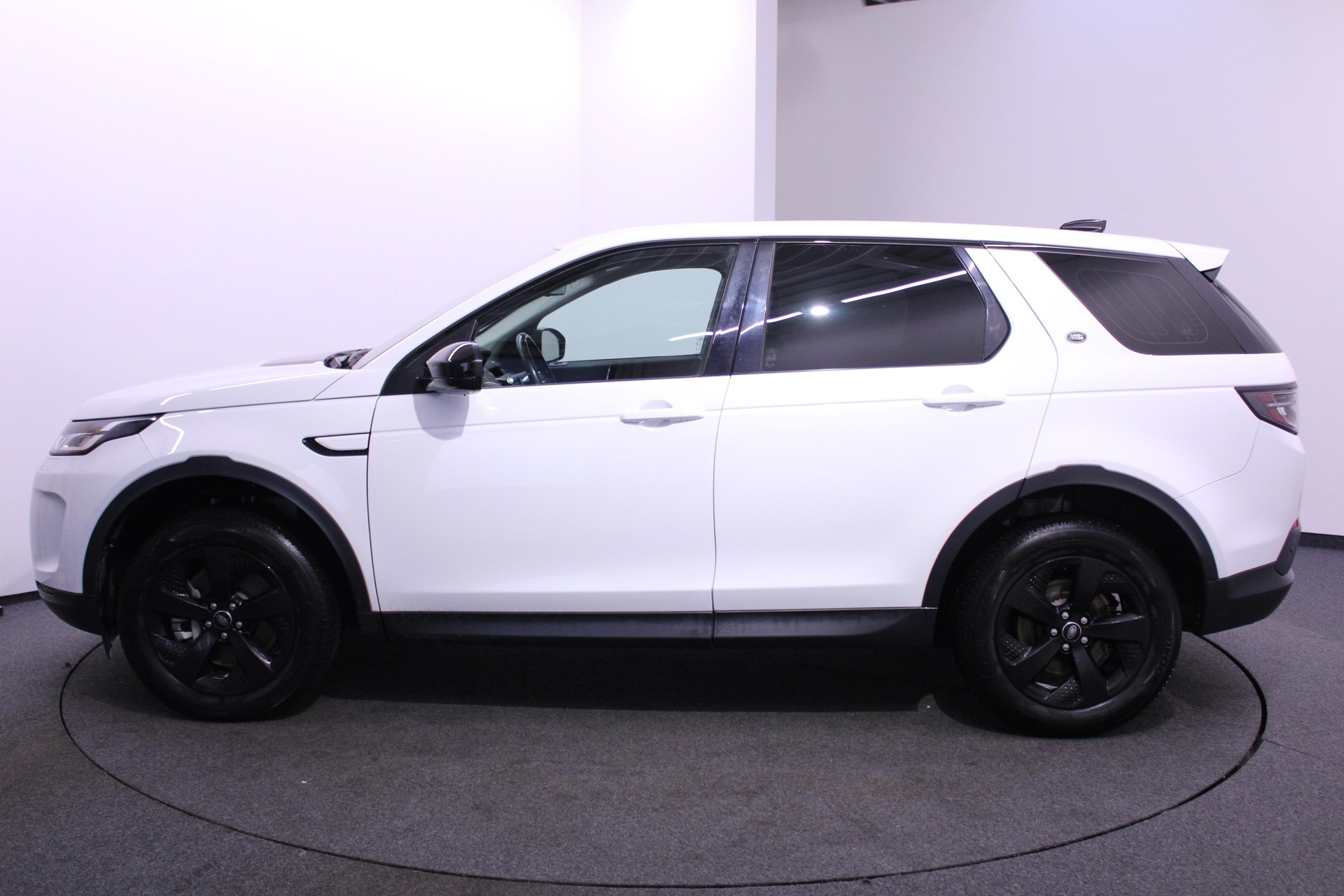 LAND ROVER Discovery Sport 2.0 TD4 | 7-PLÄTZER | Anhängerkupplung | Head-Up Display-image-15