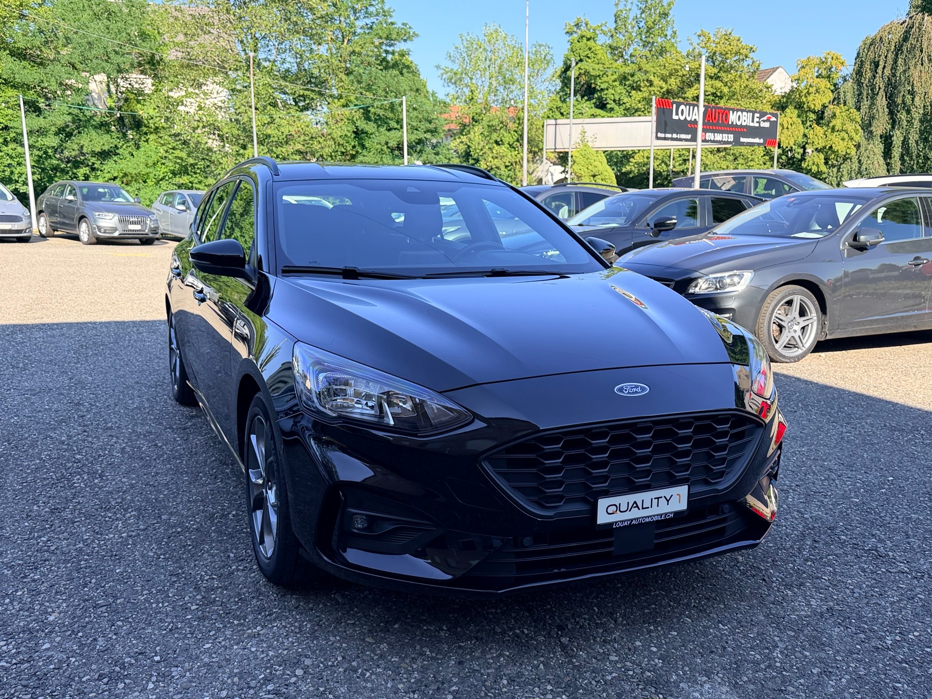 FORD Focus 1.0 SCTi Titanium ST-Line-image-4
