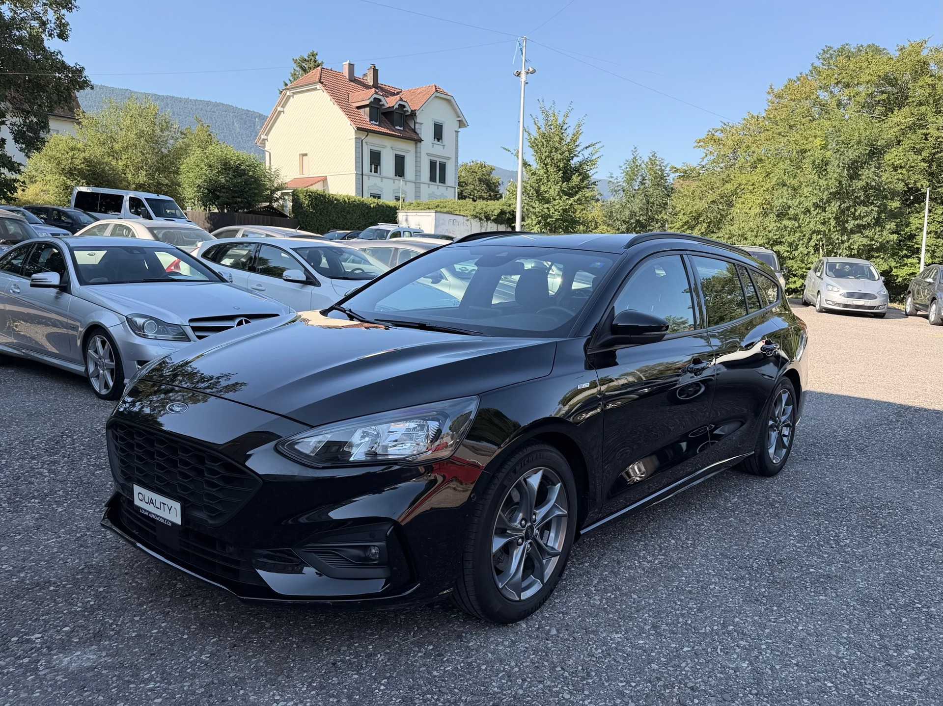 FORD Focus 1.0 SCTi Titanium ST-Line-image-24