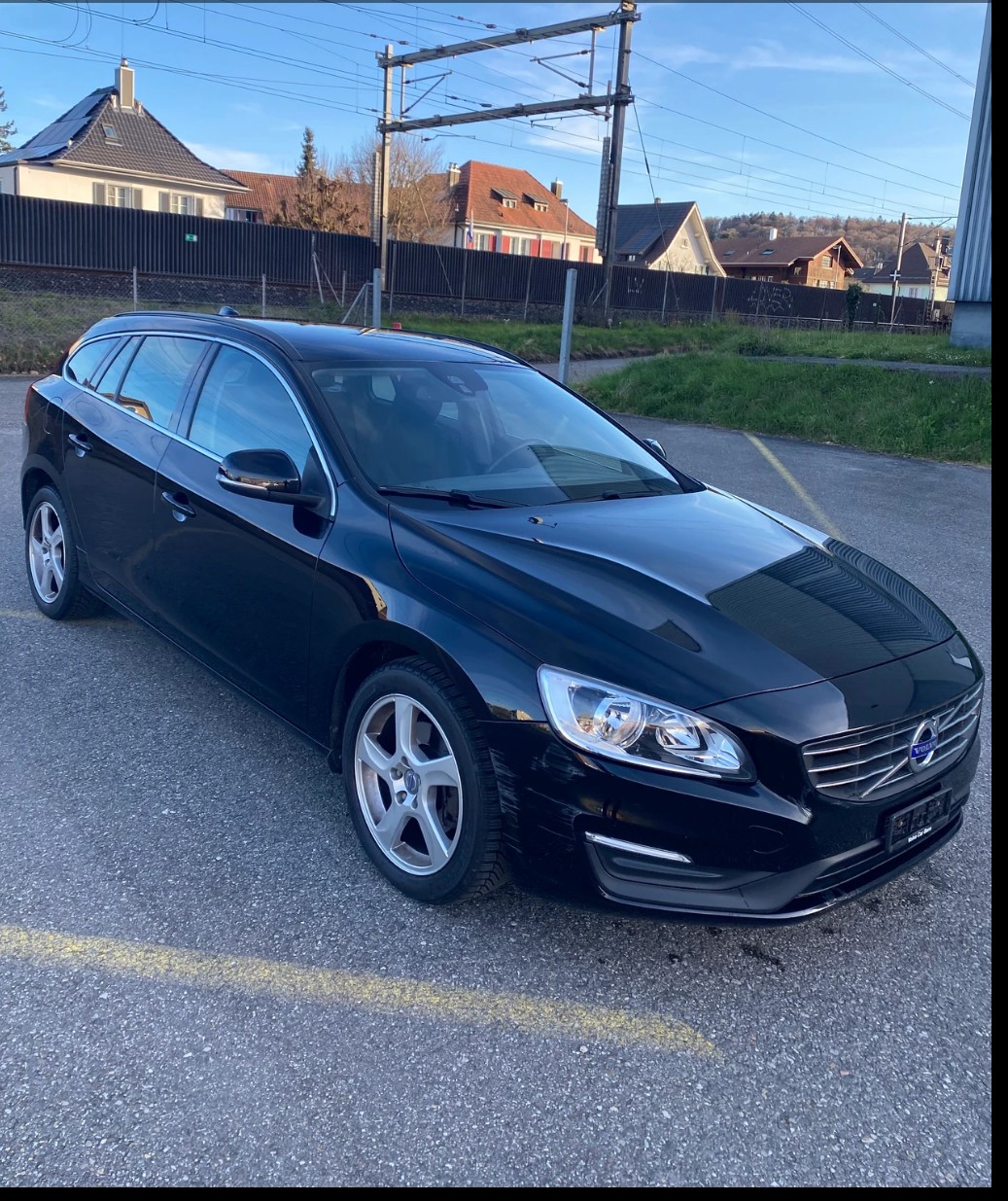 VOLVO V60 D4 Kinetic Geartronic