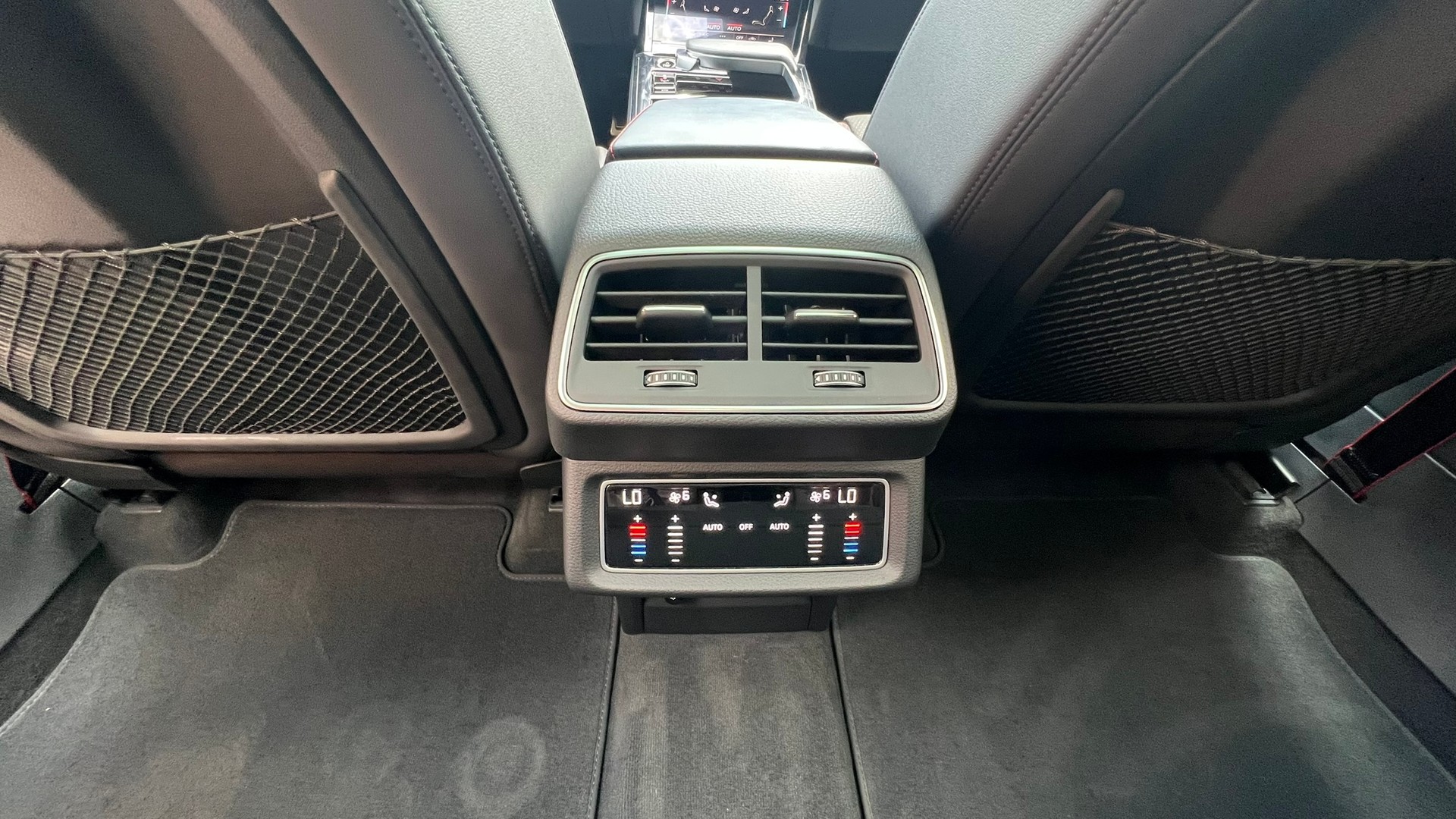 AUDI Q8 55 E-TRON S LINE BLACK EDITION QUATTRO l 408 PS-image-20