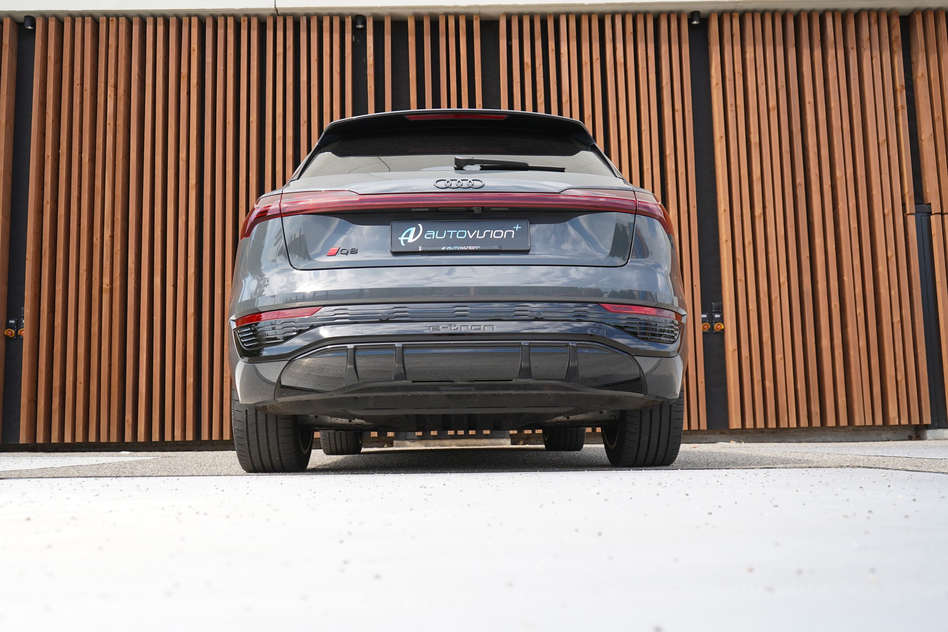 AUDI Q8 55 E-TRON S LINE BLACK EDITION QUATTRO l 408 PS-image-14