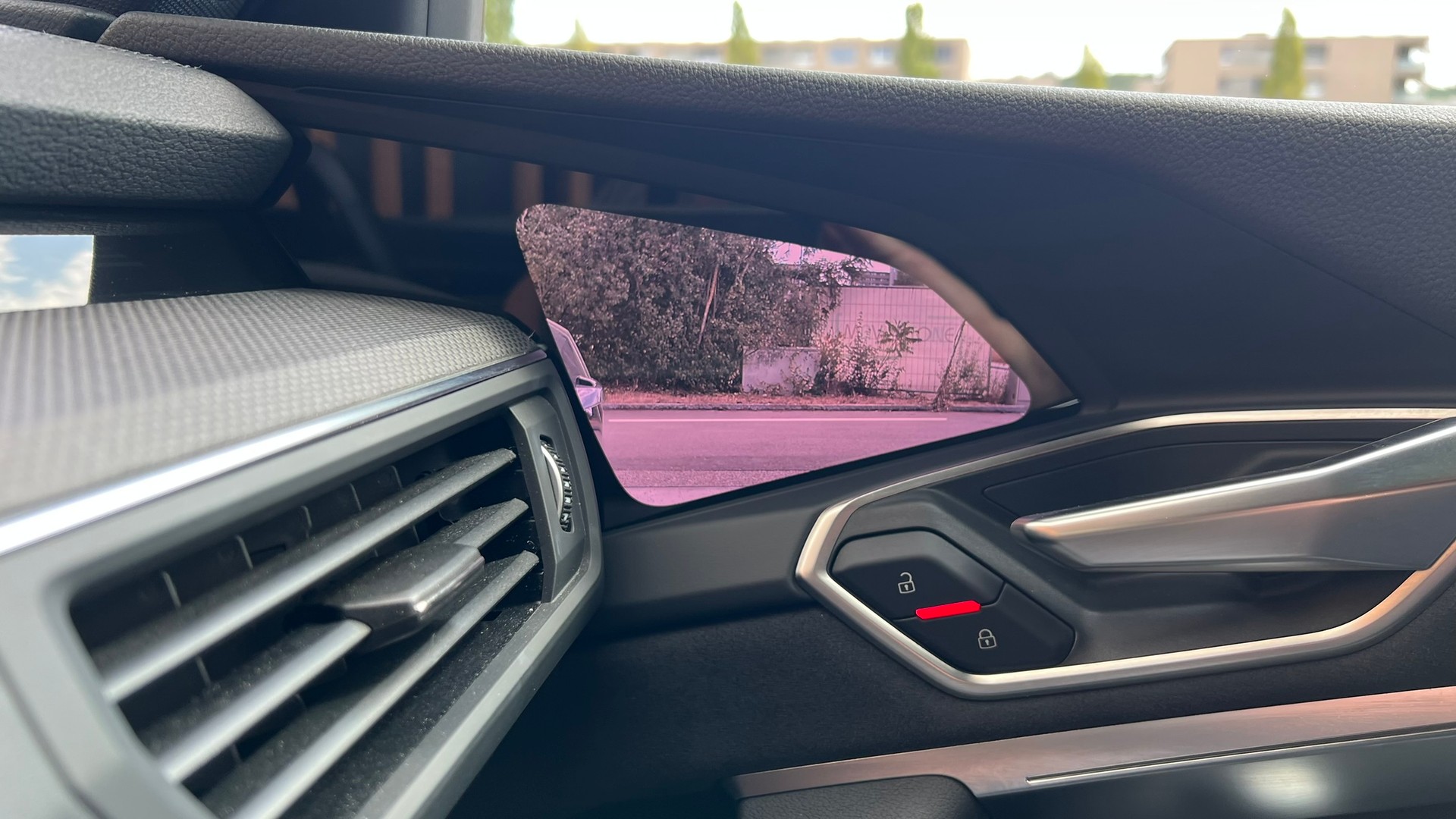 AUDI Q8 55 E-TRON S LINE BLACK EDITION QUATTRO l 408 PS-image-22