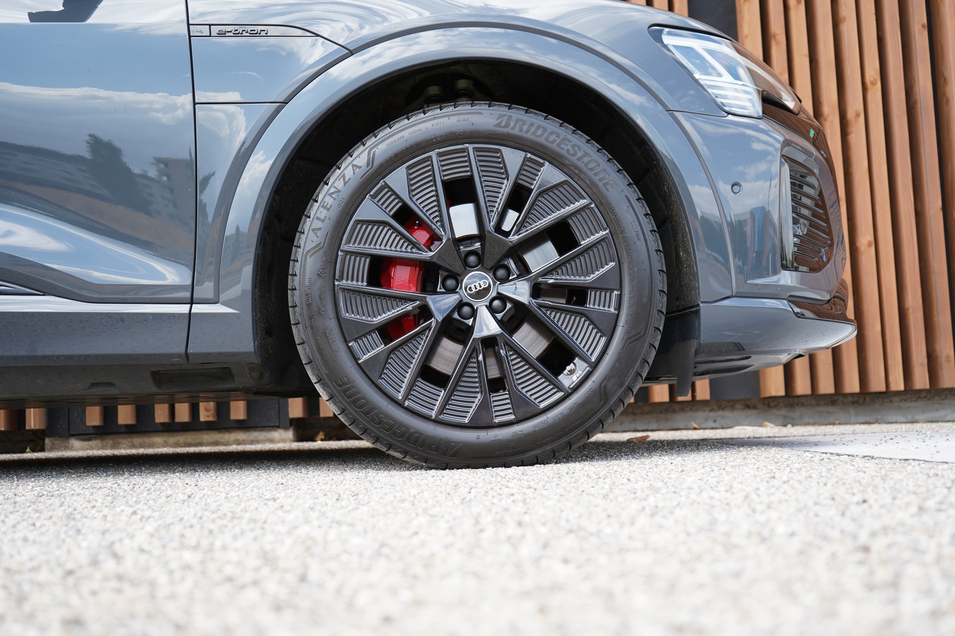 AUDI Q8 55 E-TRON S LINE BLACK EDITION QUATTRO l 408 PS-image-15