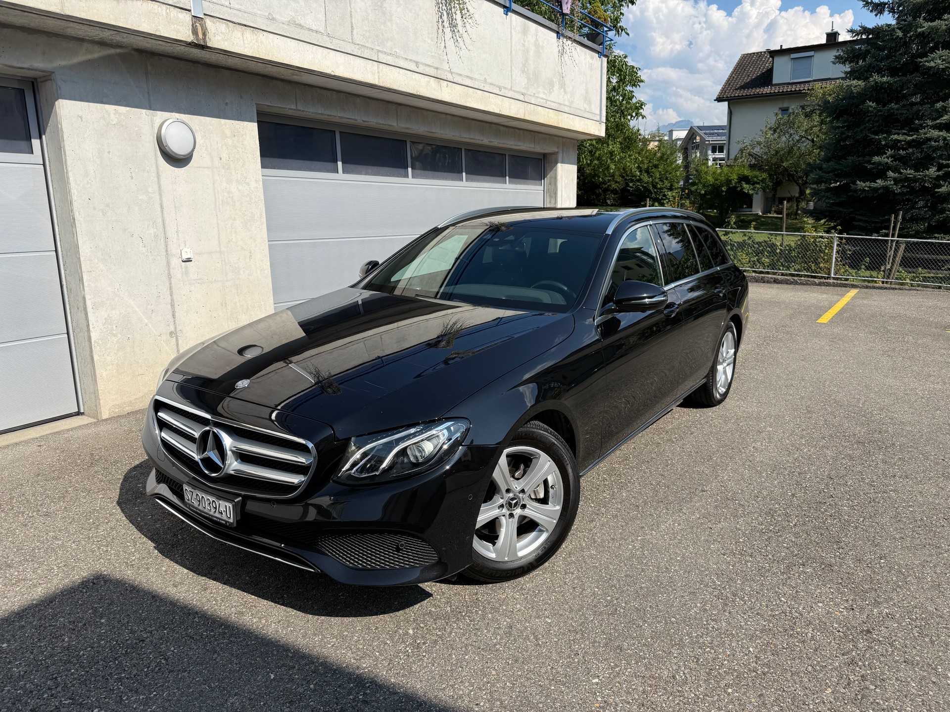 MERCEDES-BENZ E 200 4 Matic 9G-Tronic