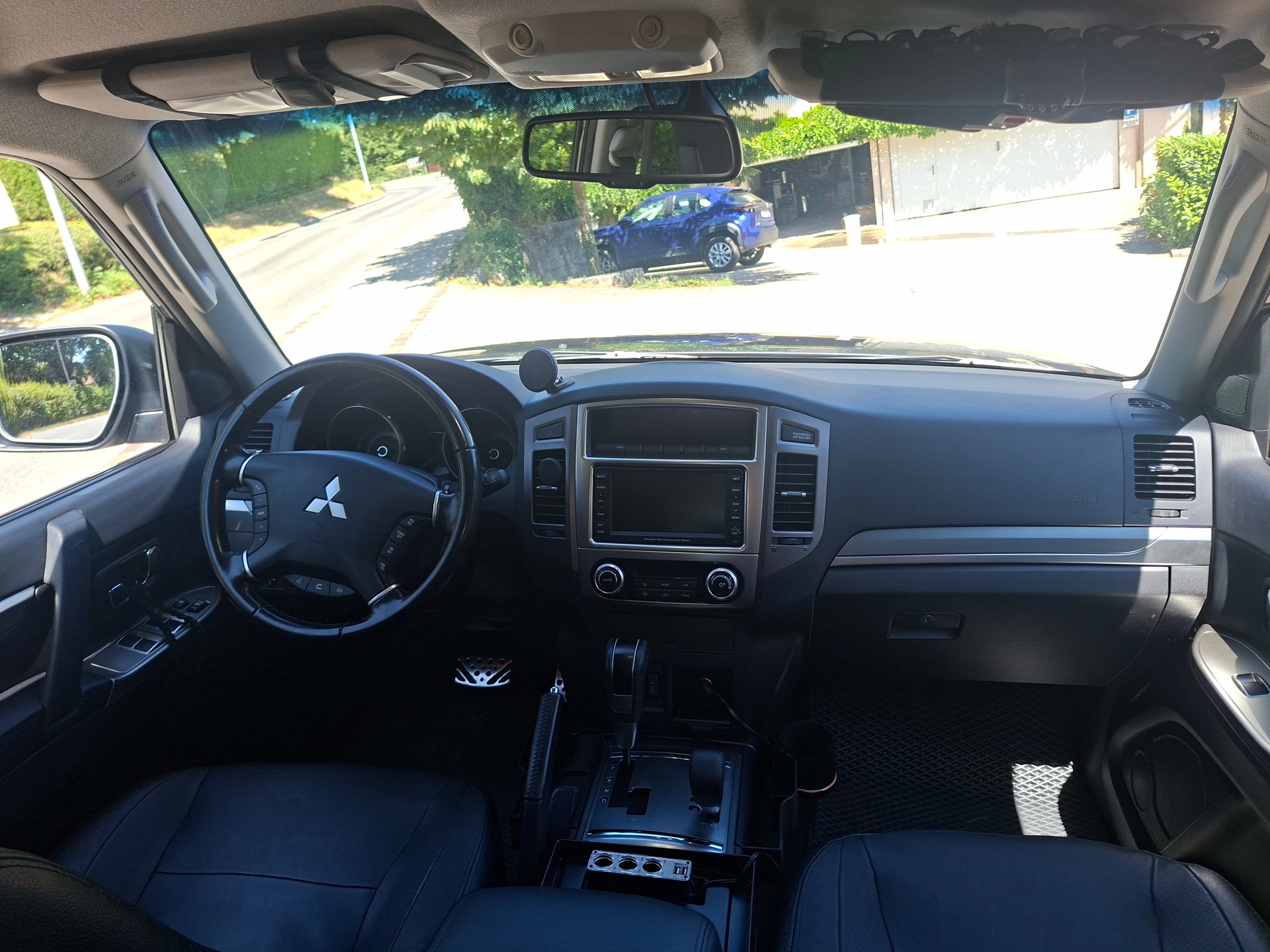 MITSUBISHI 3.2 DID Navigator
