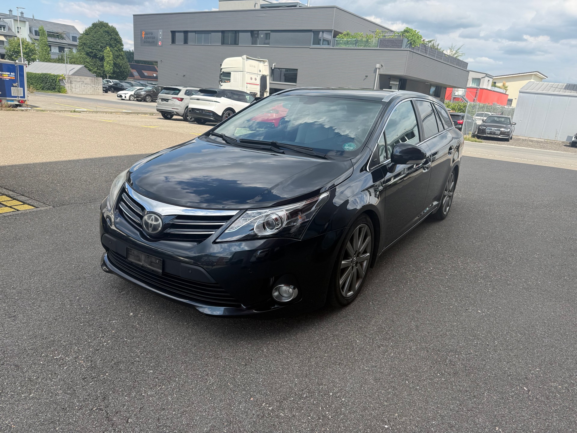 TOYOTA Avensis Sportswagon 2.2D-CAT Sol Premium A