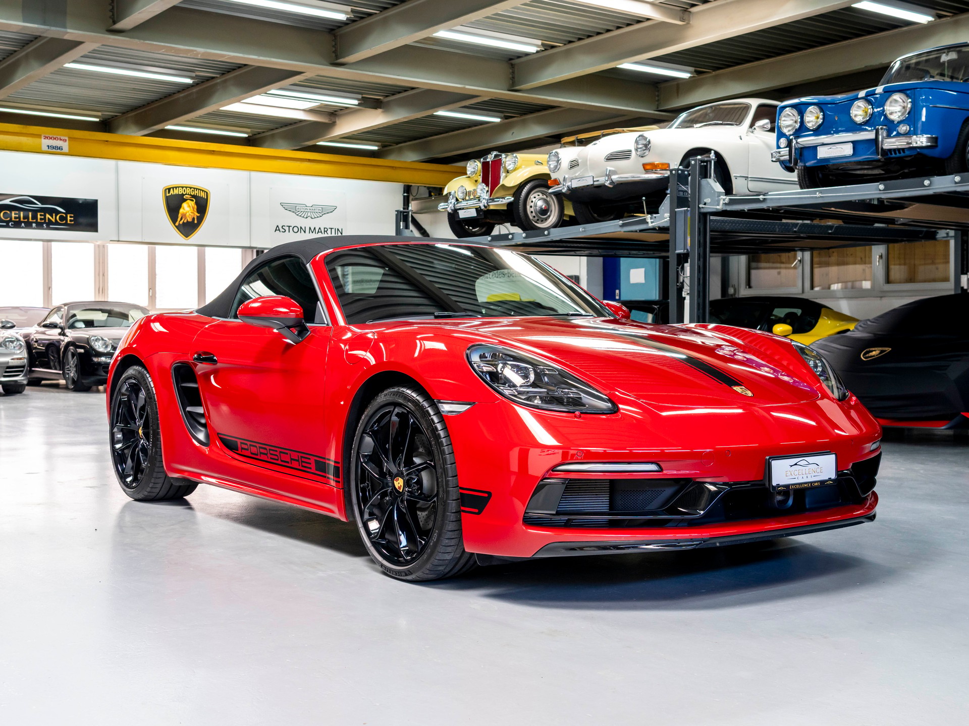 PORSCHE 718 Boxster 2.0 PDK-showroom-element-2