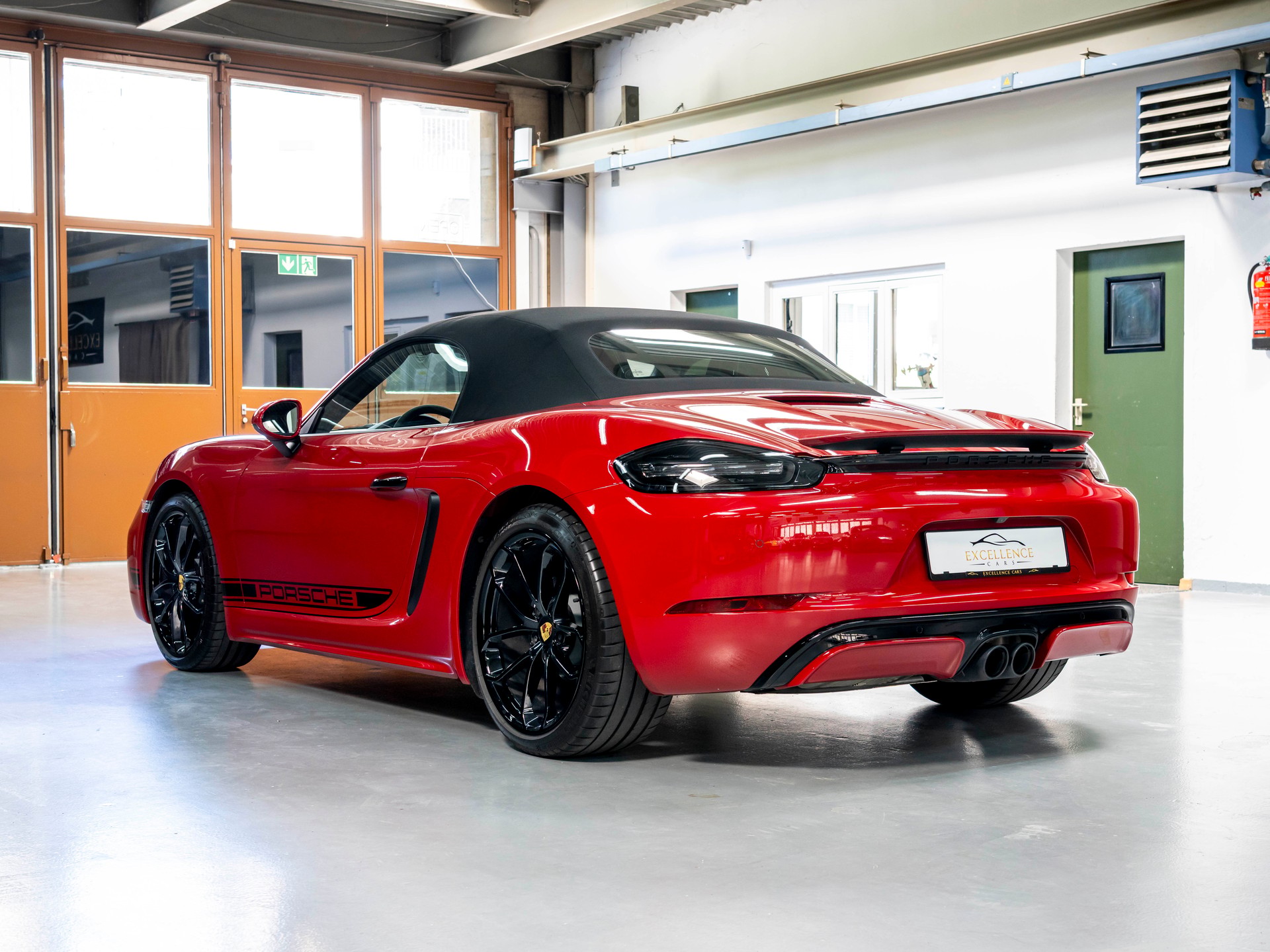 PORSCHE 718 Boxster 2.0 PDK-image-7