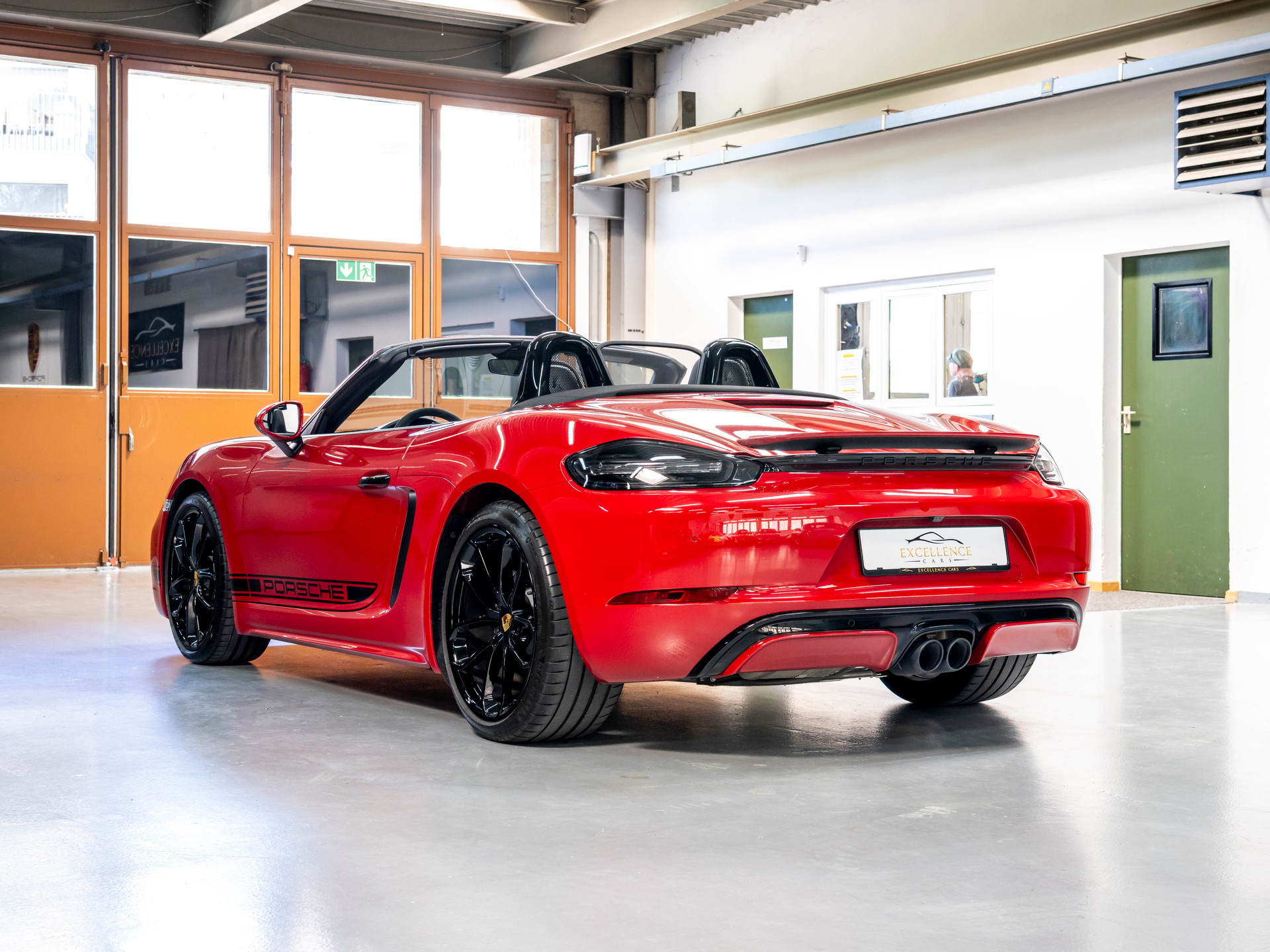 PORSCHE 718 Boxster 2.0 PDK-image-28