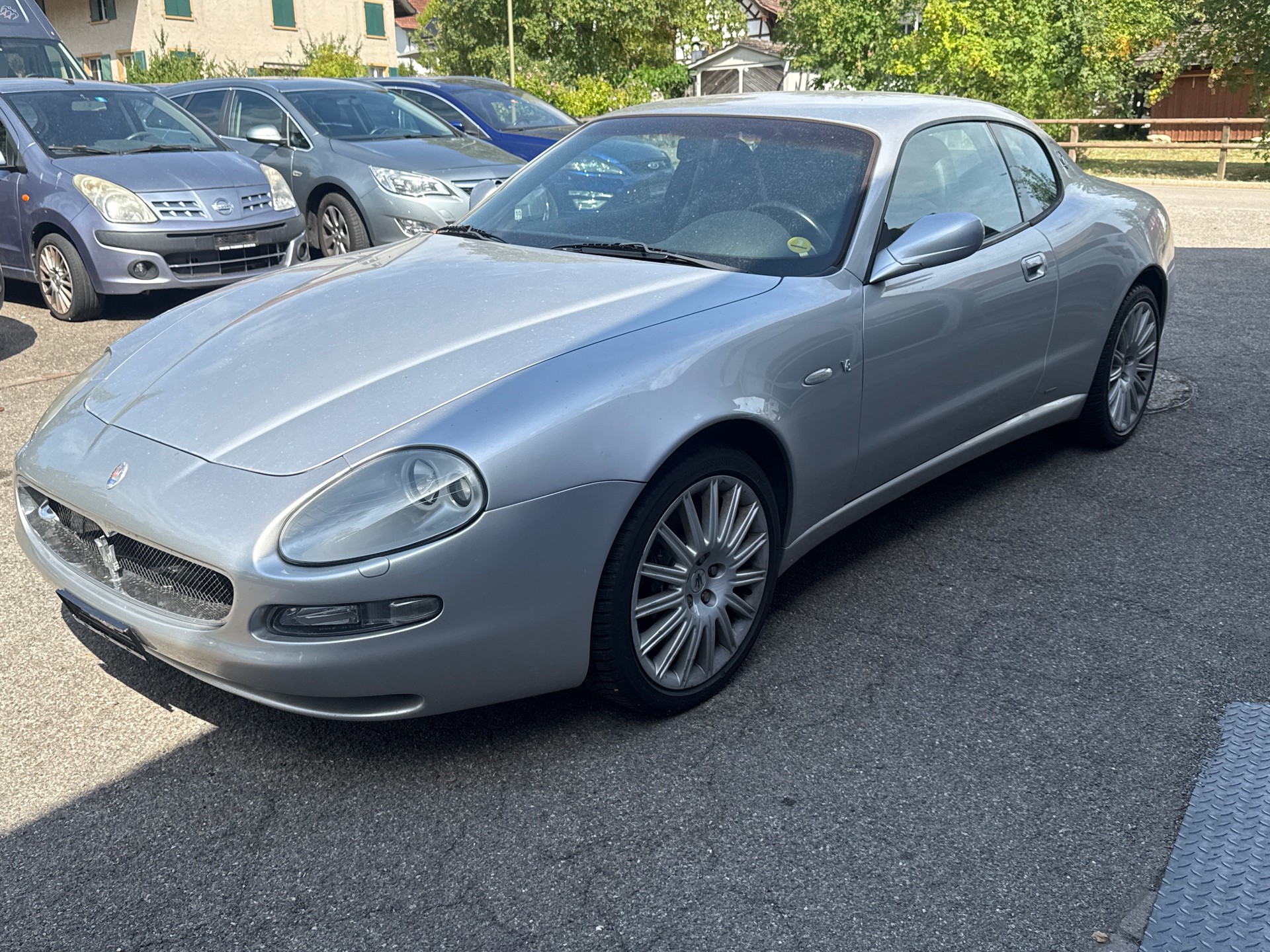 MASERATI Coupé GT-showroom-element-2