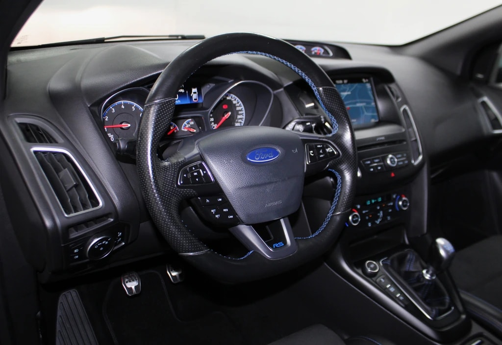 FORD Focus 2.3 EcoBoost RS AWD / RECARO- Schalensitze/ Milltek-Auspuffanlage/ CH-Fahrzeug-image-10