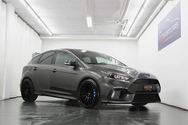 FORD Focus 2.3 EcoBoost RS AWD / RECARO- Schalensitze/ Milltek-Auspuffanlage/ CH-Fahrzeug