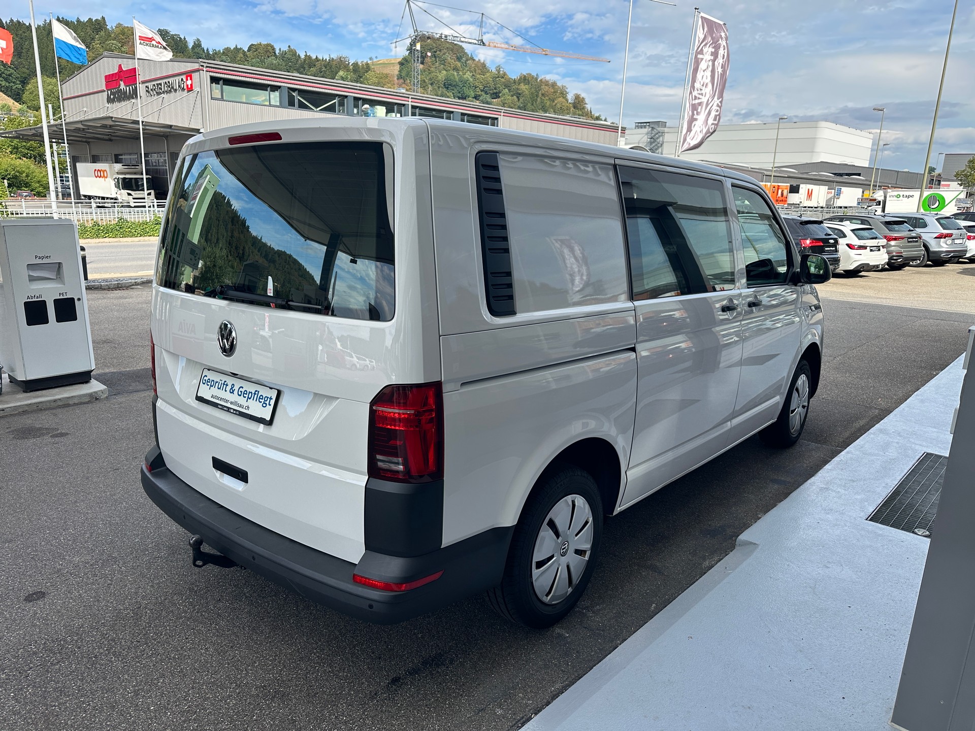 VW T6.1 2.0 3000 TDI DSG Kasten AHK 2.5 T-image-16