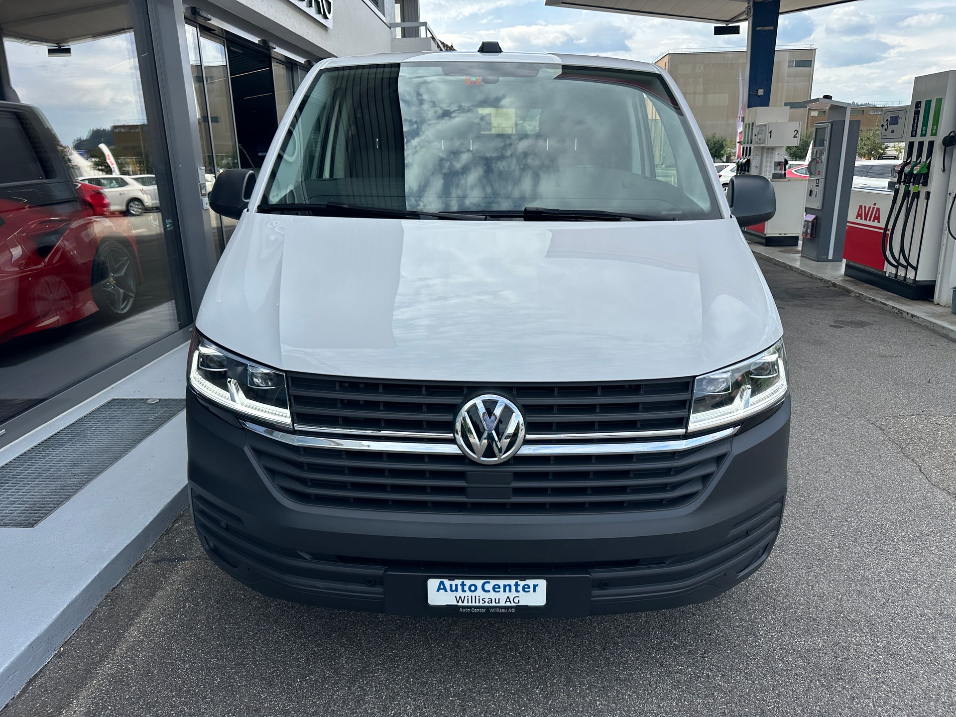 VW T6.1 2.0 3000 TDI DSG Kasten AHK 2.5 T-showroom-element-2