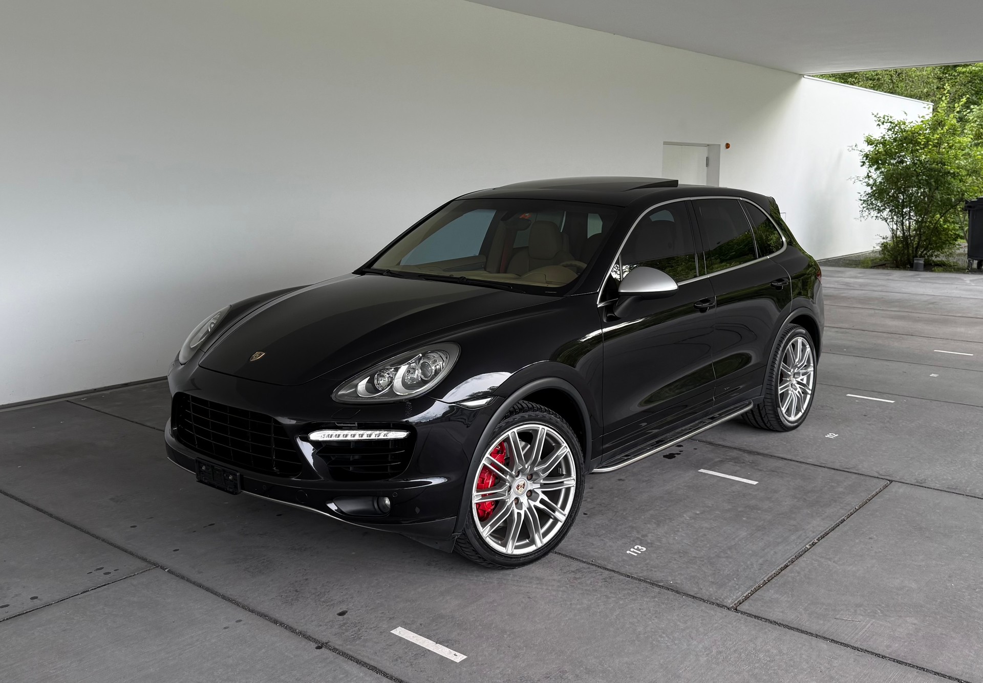 PORSCHE Cayenne Turbo