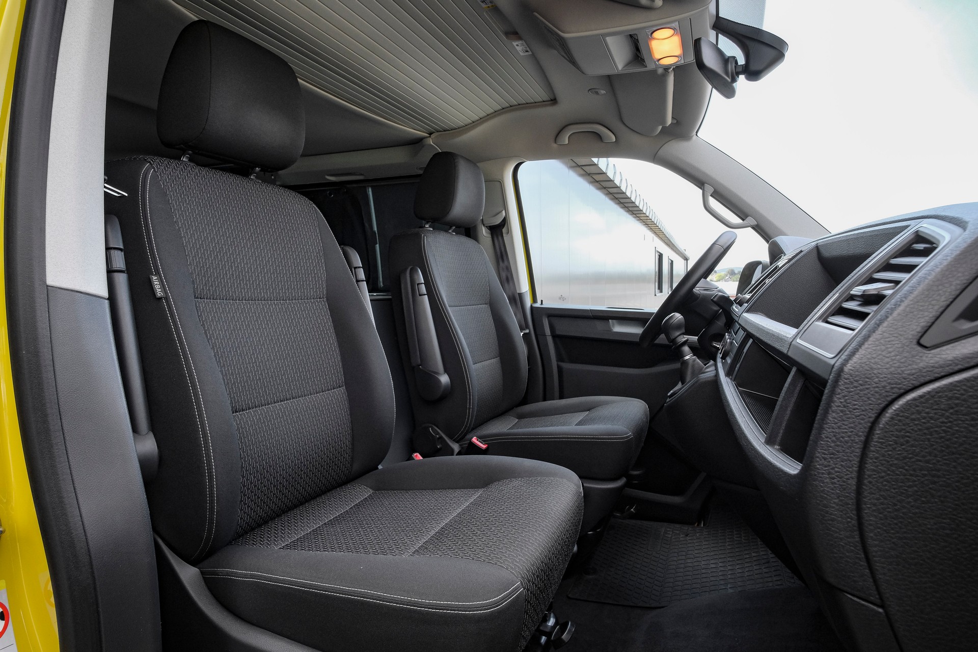VW T6 California-image-10