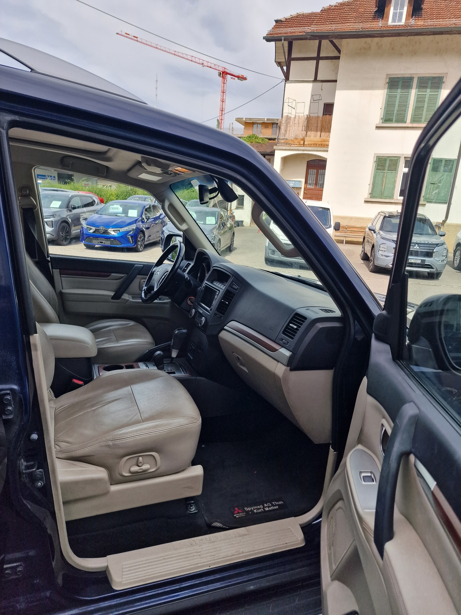 MITSUBISHI Pajero 3.2 DI-D Instyle Automatic-image-5
