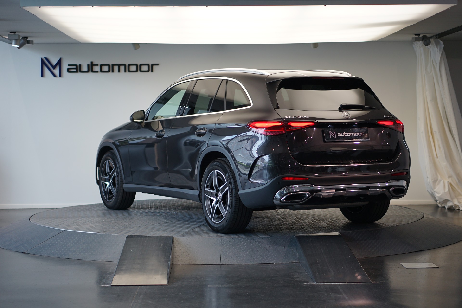 MERCEDES-BENZ GLC 200 4Matic 9G-Tronic AMG Line *AHK* *Panorama* *Assistenzpaket*-image-6