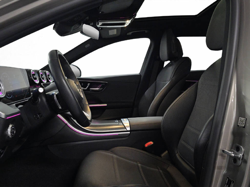 MERCEDES-BENZ C 220 d AMG Line 4Matic Swiss Star T-Modell-image-10