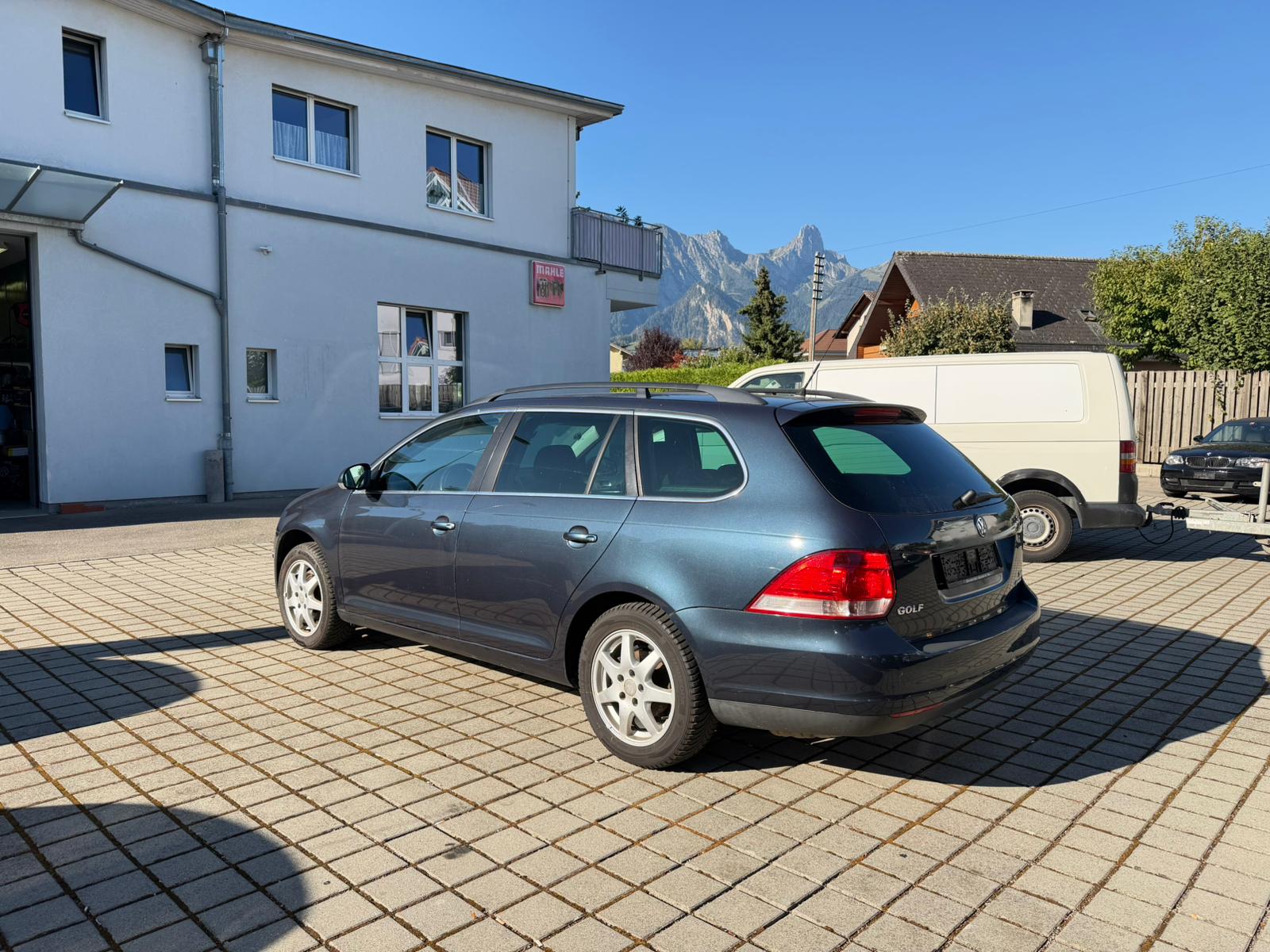 VW Golf Variant 1.9 TDI Trendline 4Motion-showroom-element-2