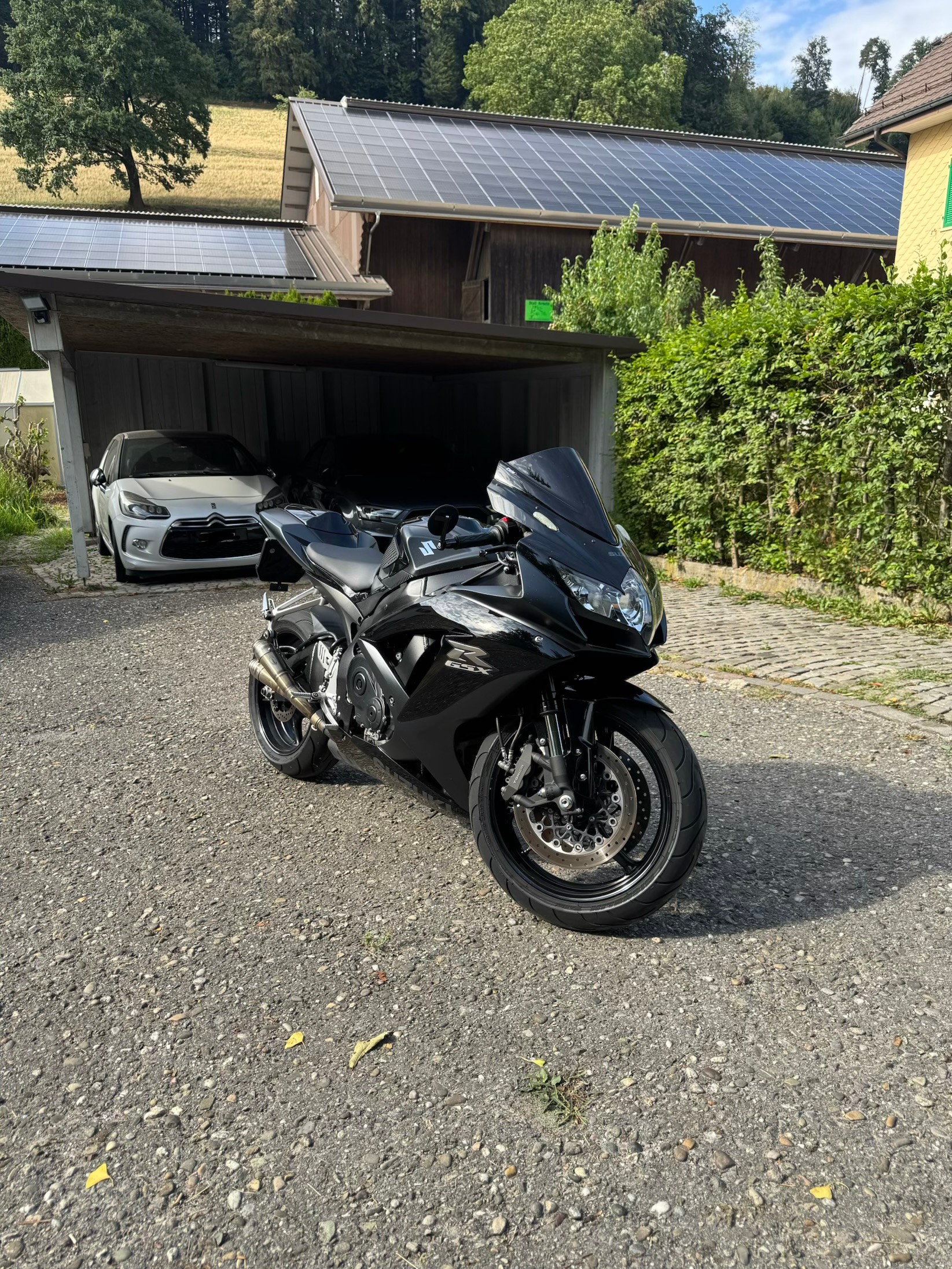 SUZUKI GSX-R 750 K8-image-0