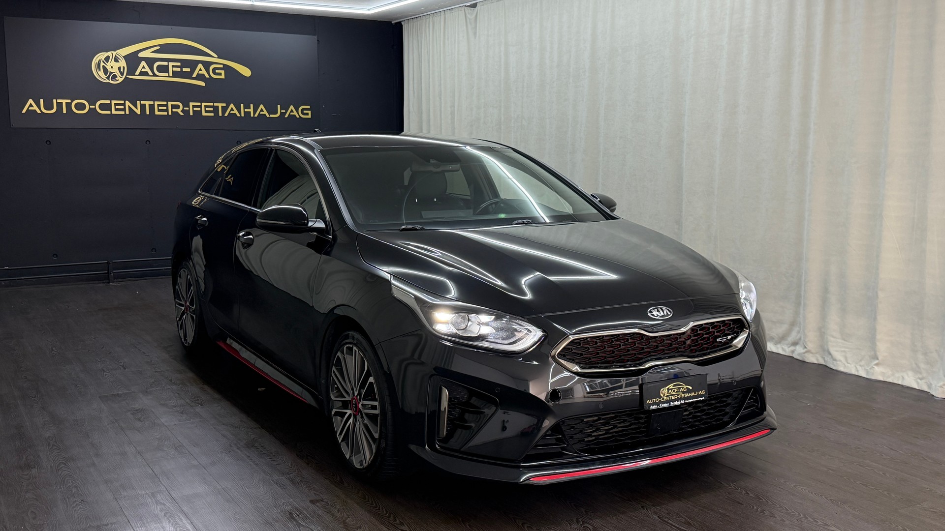 KIA ProCeed 1.6 T-GDi GT DCT-showroom-element-2