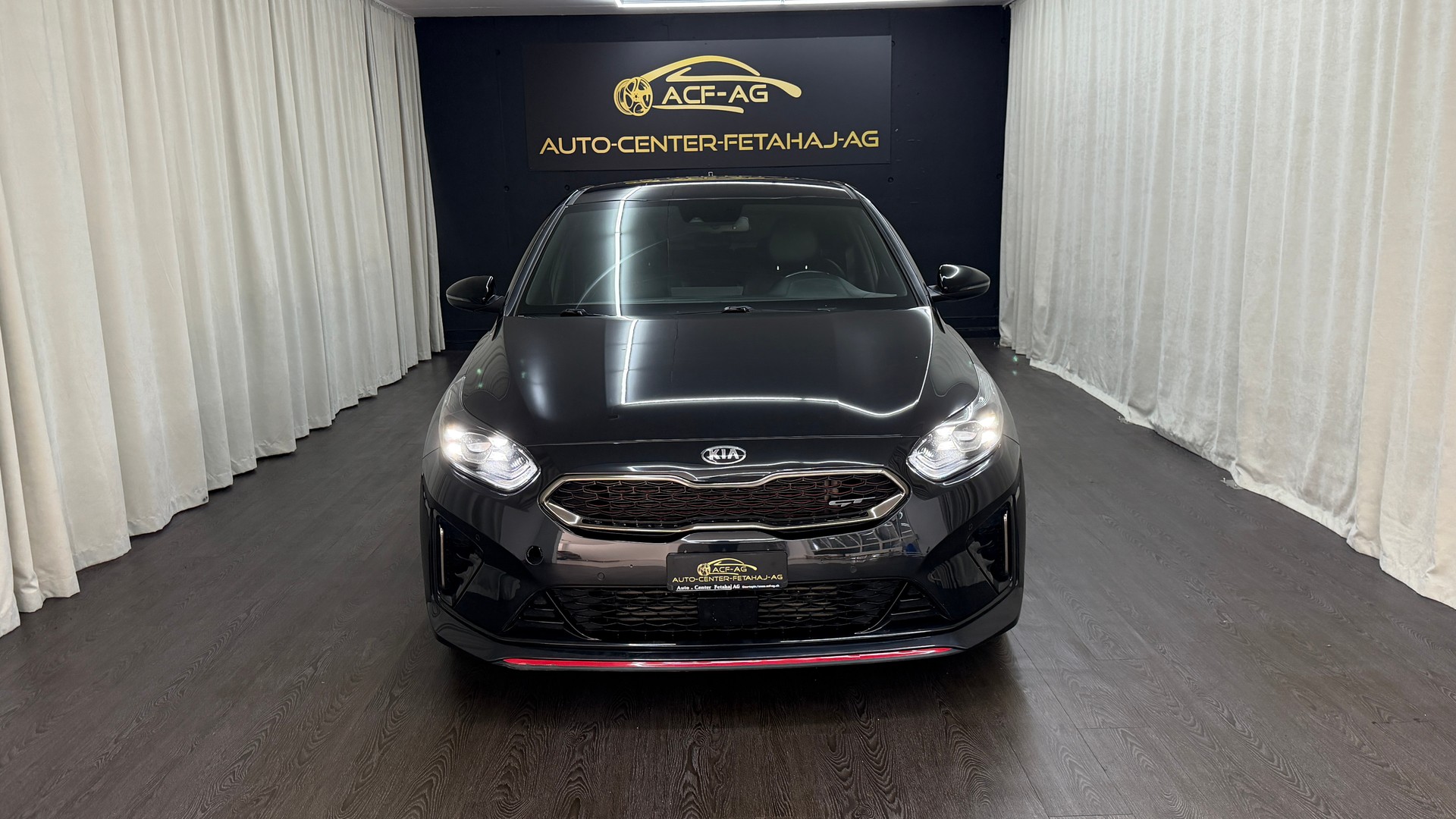 KIA ProCeed 1.6 T-GDi GT DCT-showroom-element-1
