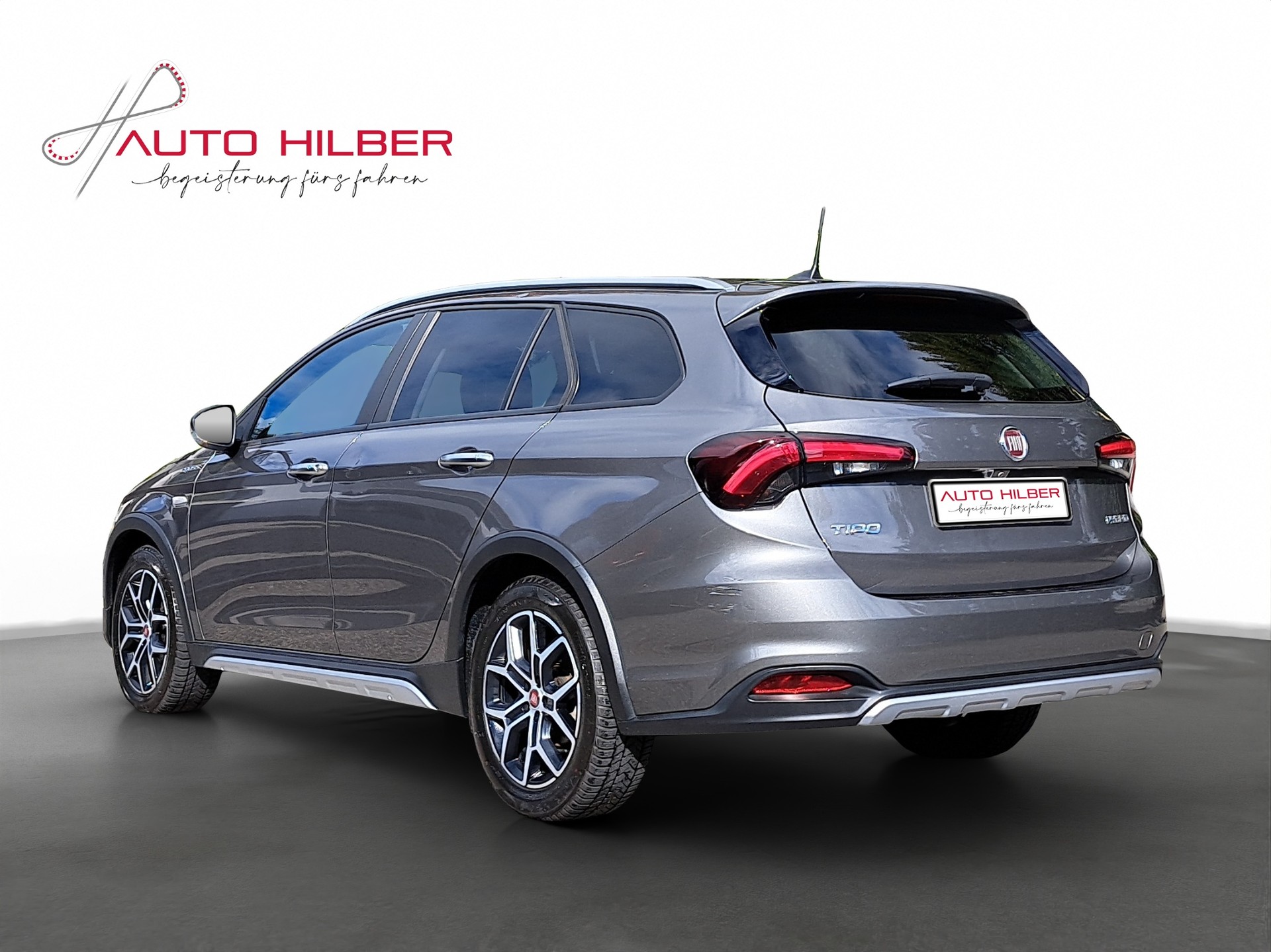FIAT Tipo 1.5 Cross *Uconnect*-image-4