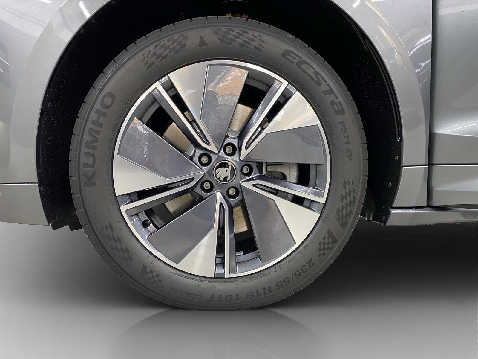 SKODA Enyaq 85x Dynamic 4x4-image-15