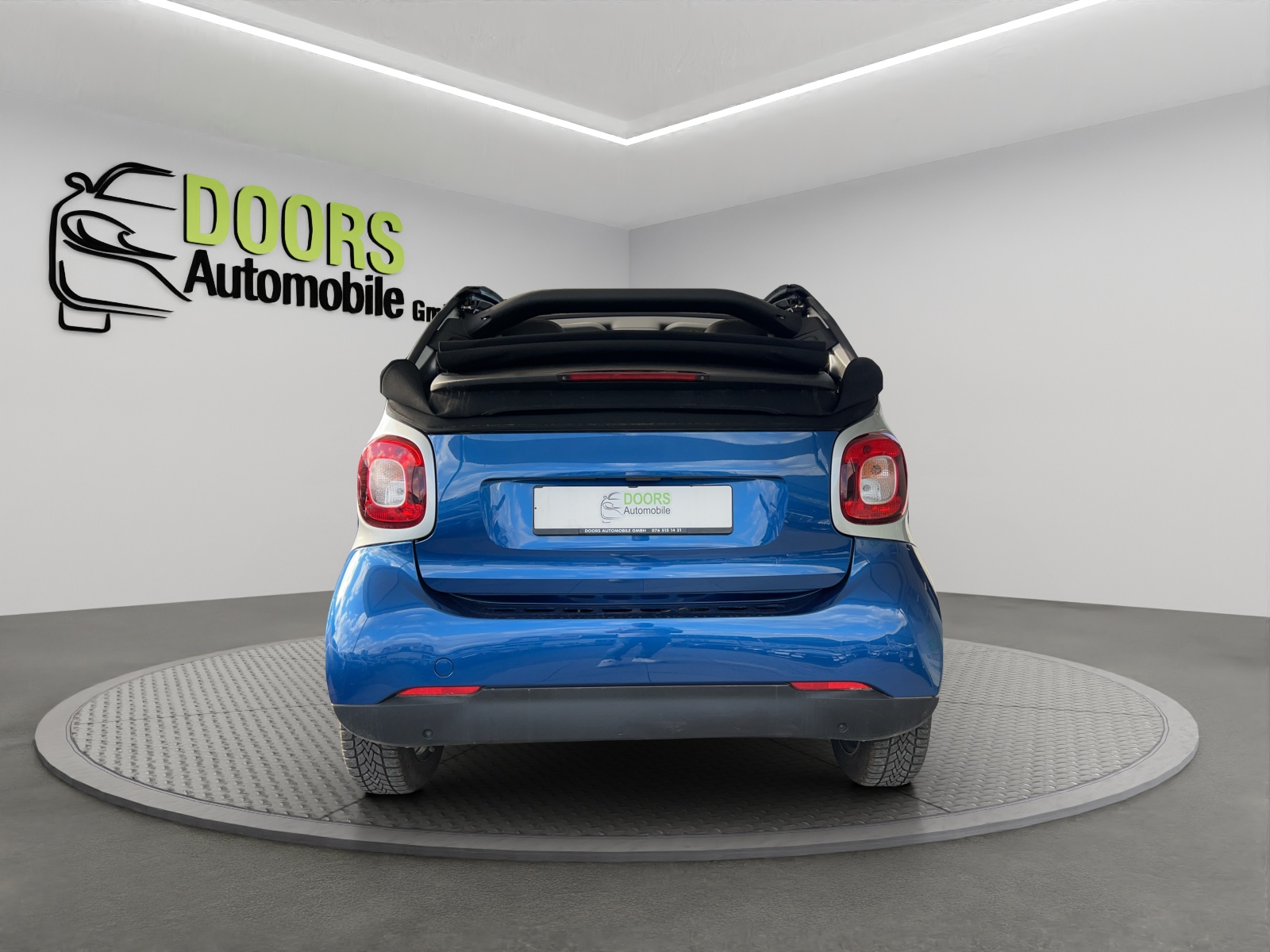 SMART fortwo EQ pulse (incl. battery)-showroom-element-3