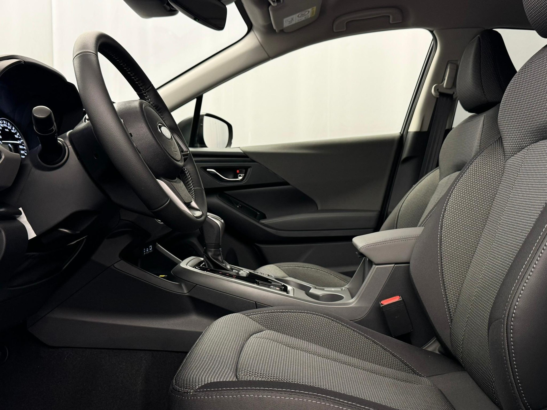 SUBARU Crosstrek 2.0i e-Boxer Swiss Plus-image-7