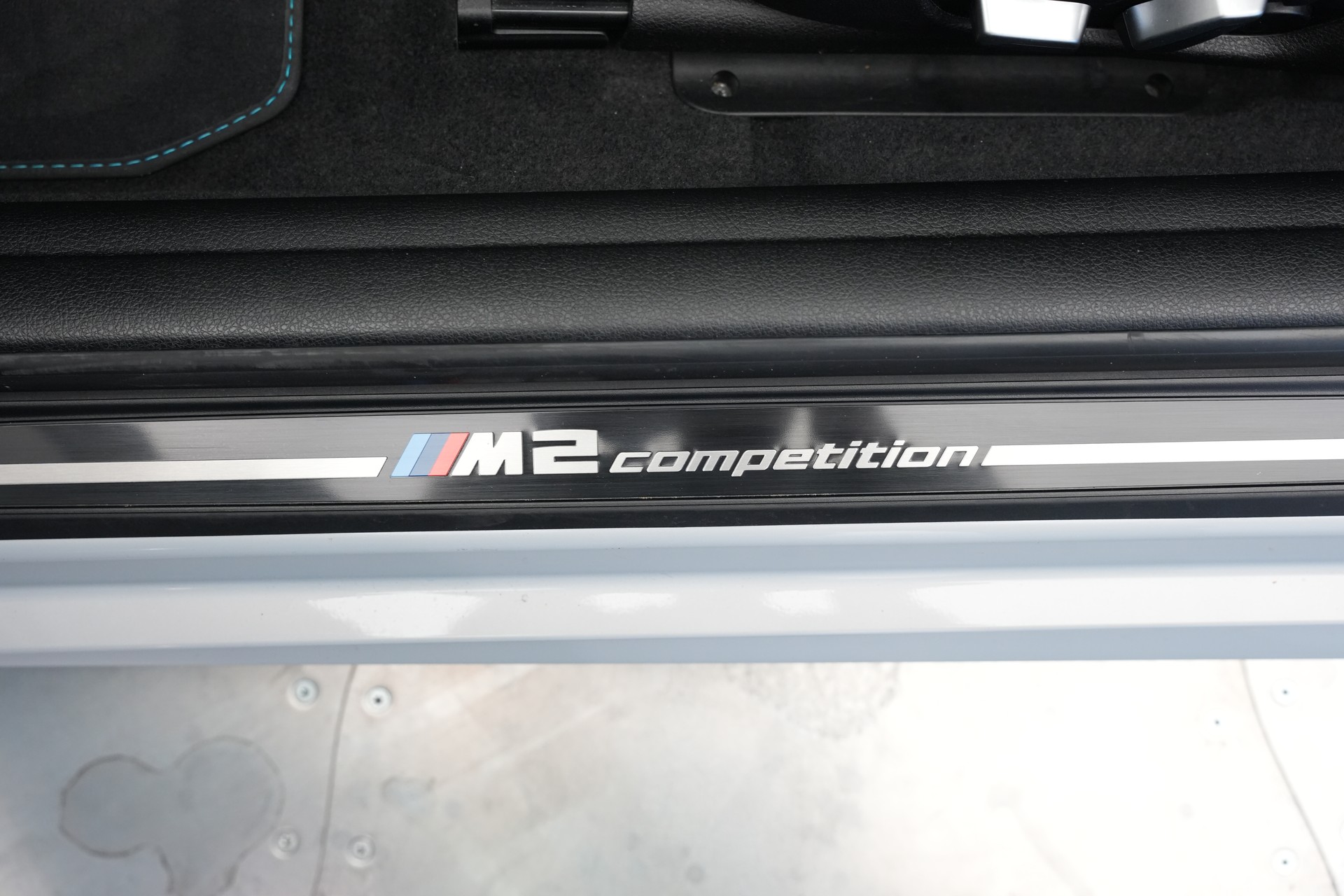 BMW M2 Competition *Schaltgetriebe* *CH-Fahrzeug mit Gratis Service bis 2028*-image-16