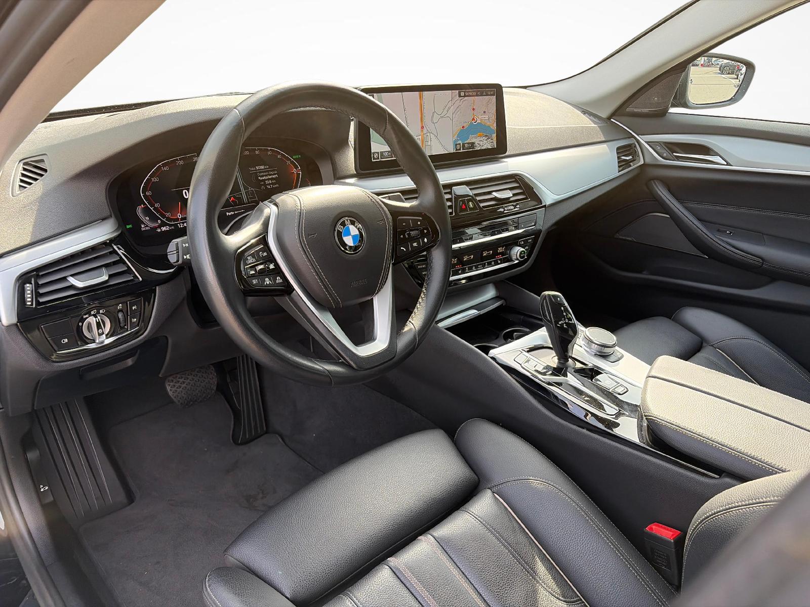 BMW 5er Reihe G31 Touring 530d xDrive-image-8