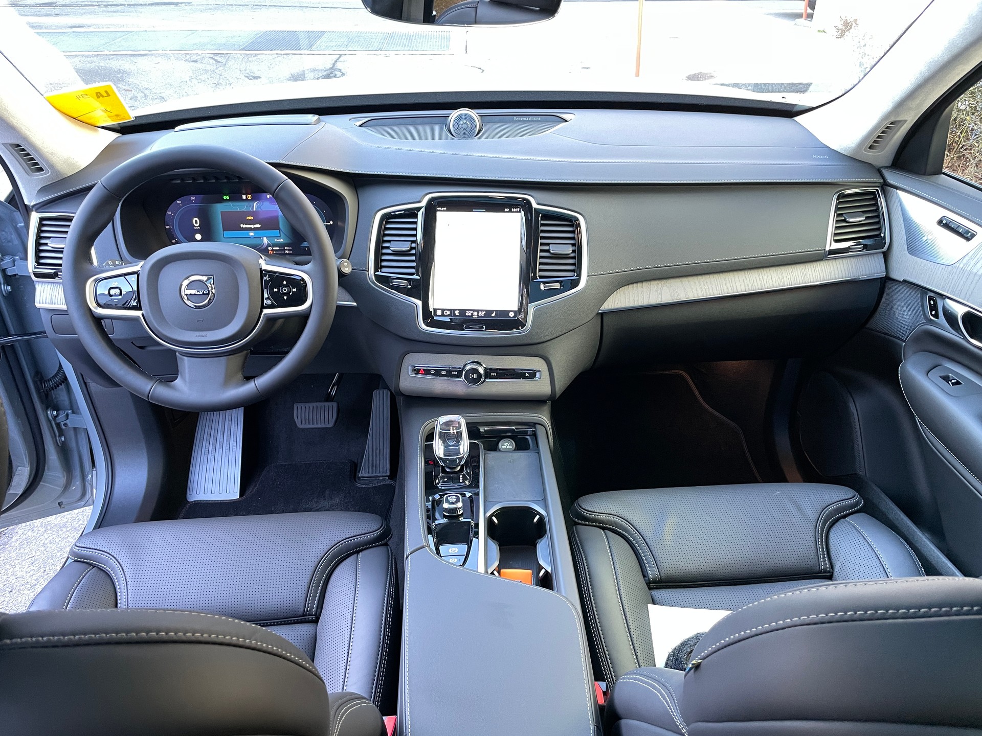 VOLVO XC90 T8 eAWD PluginHybrid Ultra Dark Geartronic-image-20
