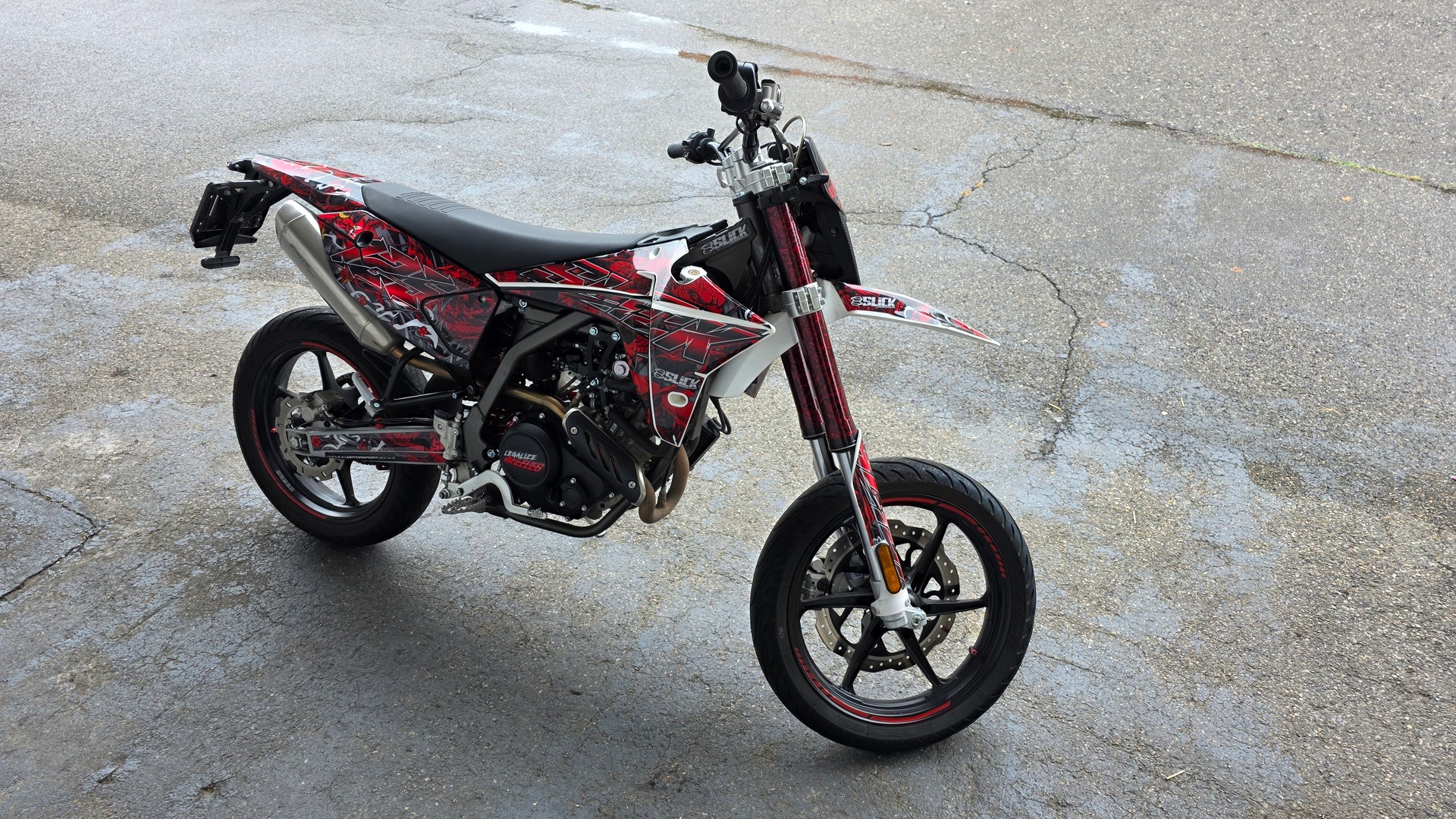 FANTIC XMF 125-image-6