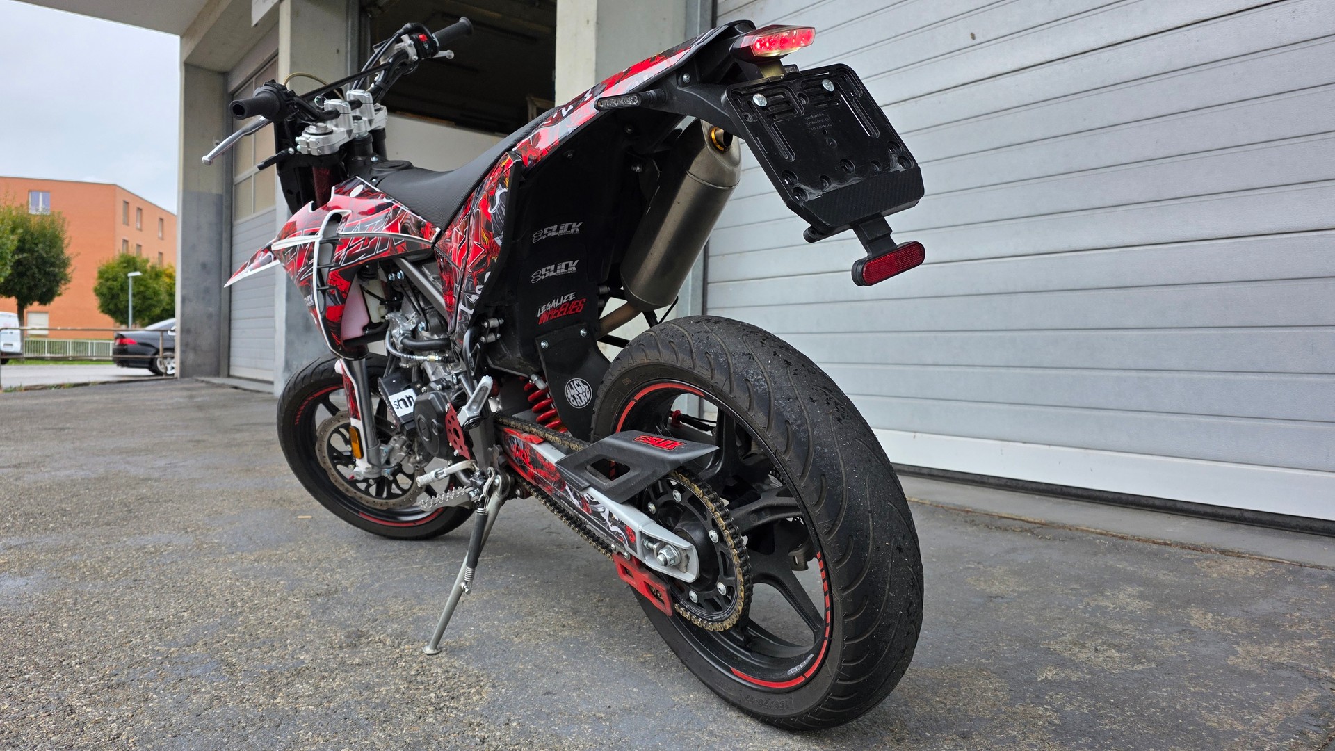 FANTIC XMF 125-image-3