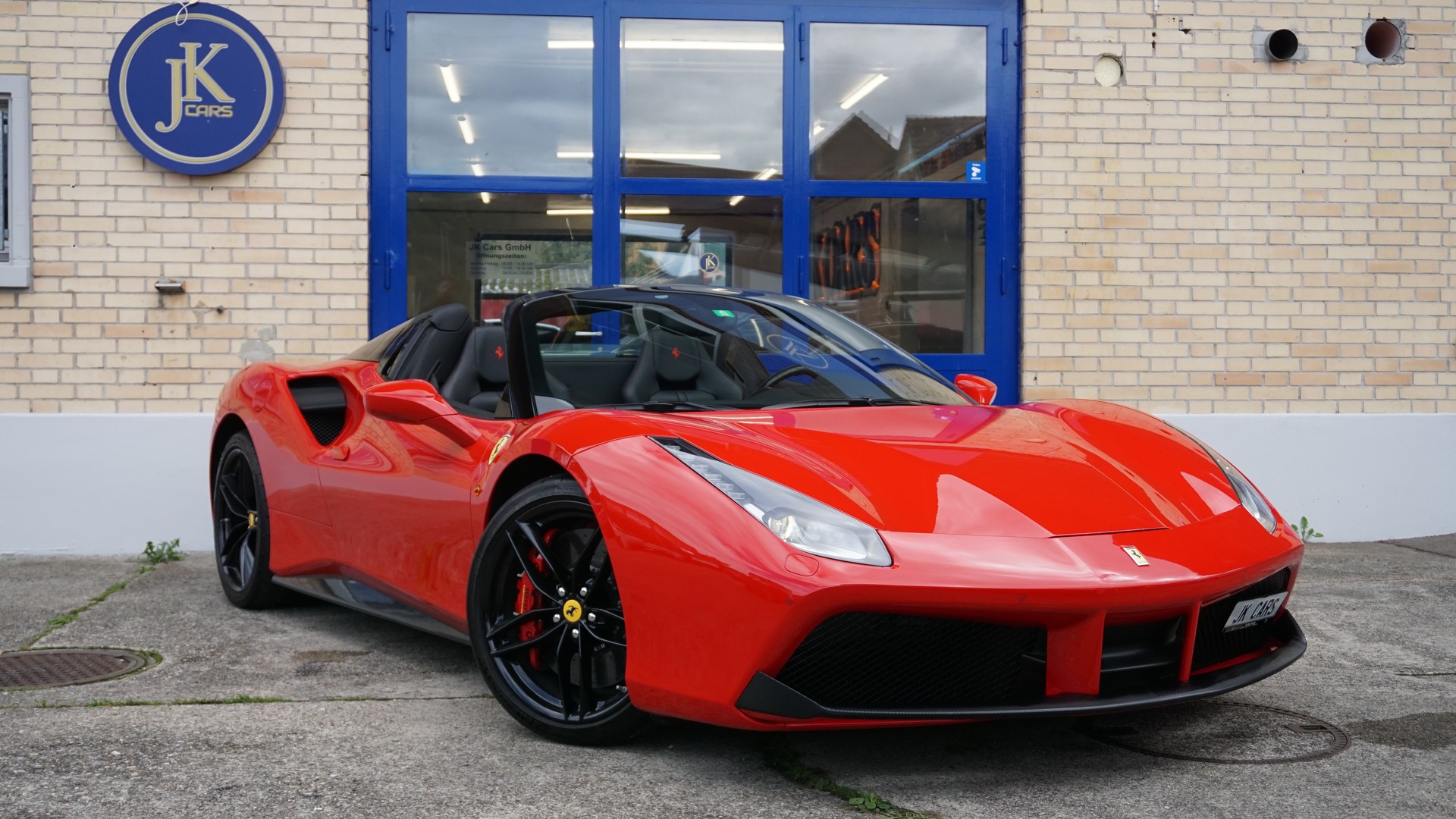 FERRARI 488 Spider 3.9 V8-showroom-element-2