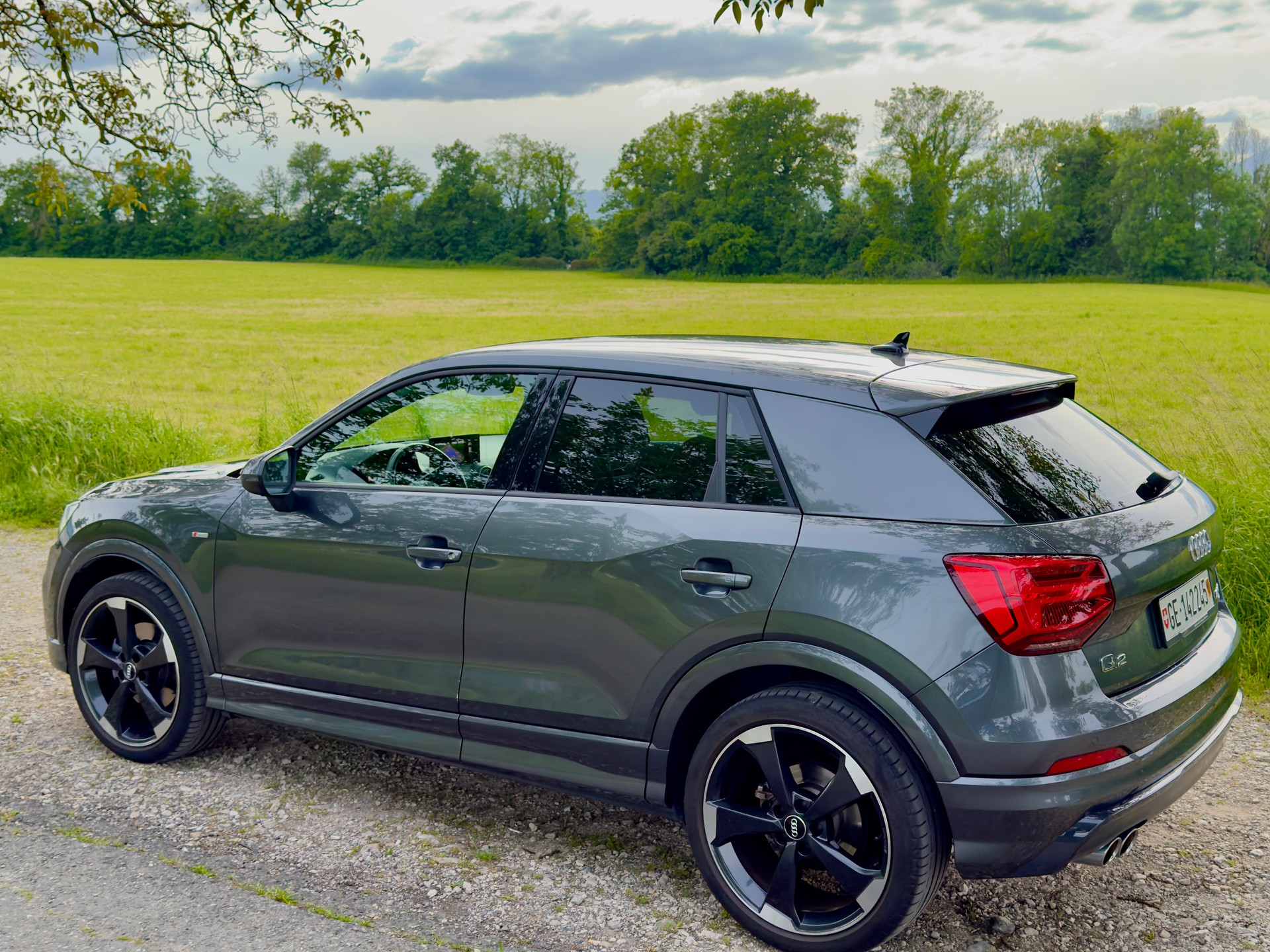 AUDI Q2 40 TFSI S-line quattro-image-1