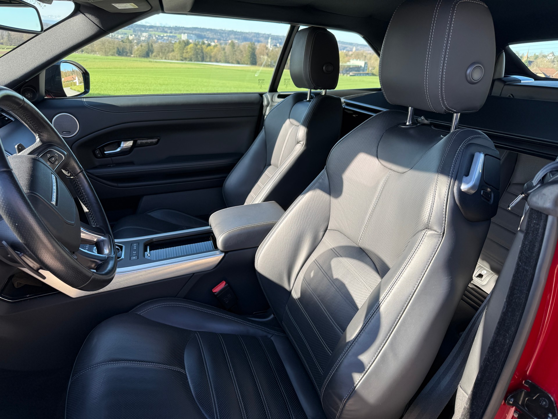 LAND ROVER Range Rover Evoque Convert. 2.0Si4 HSE Dynamic AT9-image-22