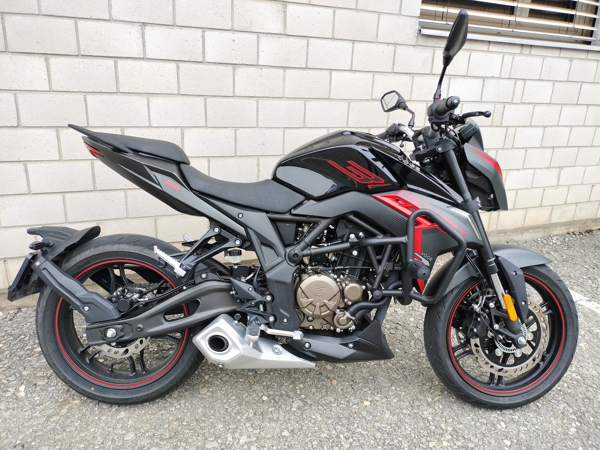 VOGE 300 R-image-0