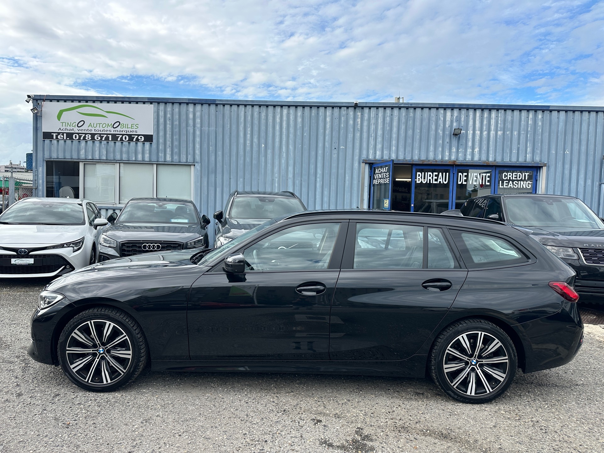 BMW 320d xDrive 48V Touring Steptronic-image-8