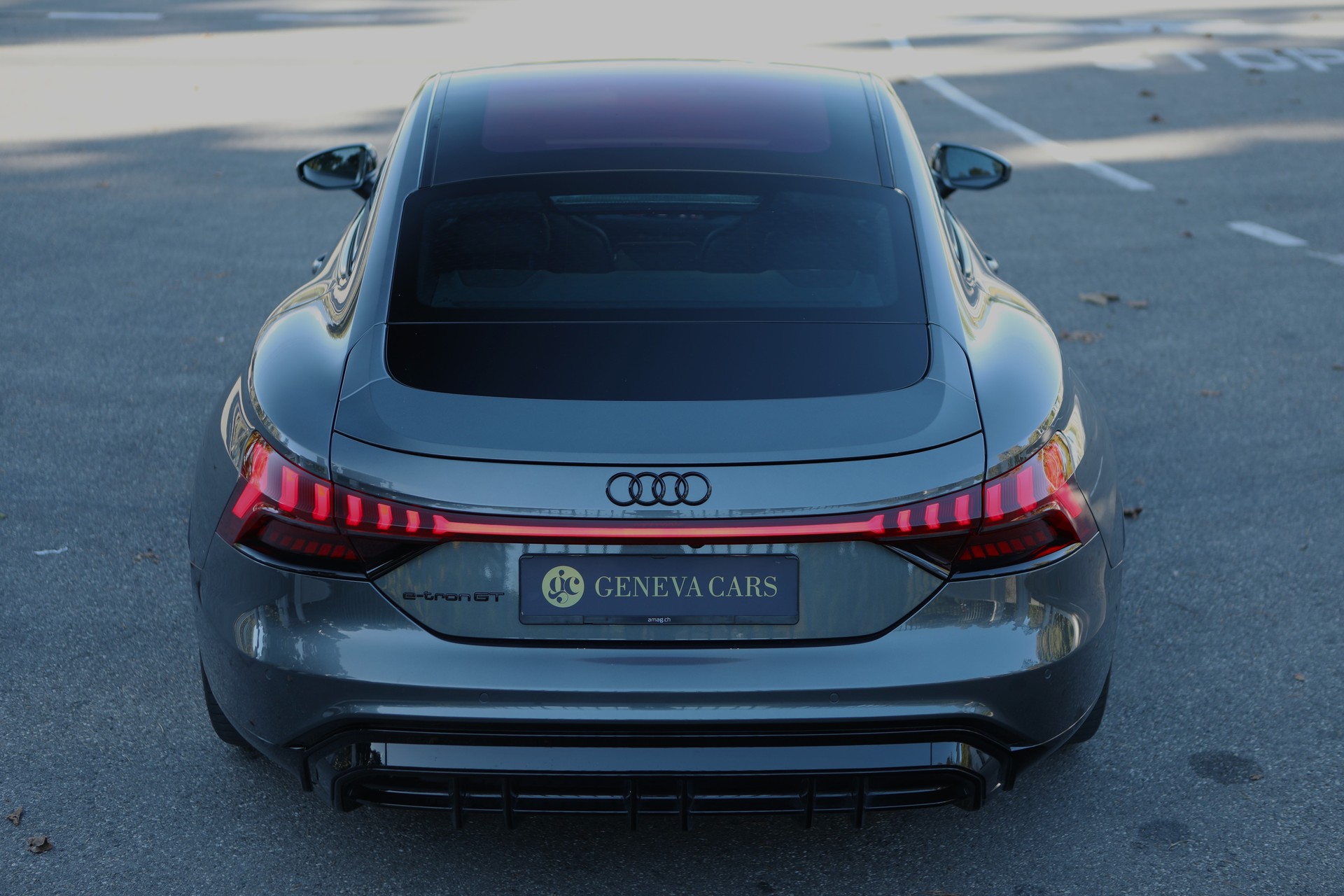 AUDI e-tron GT quattro-image-6
