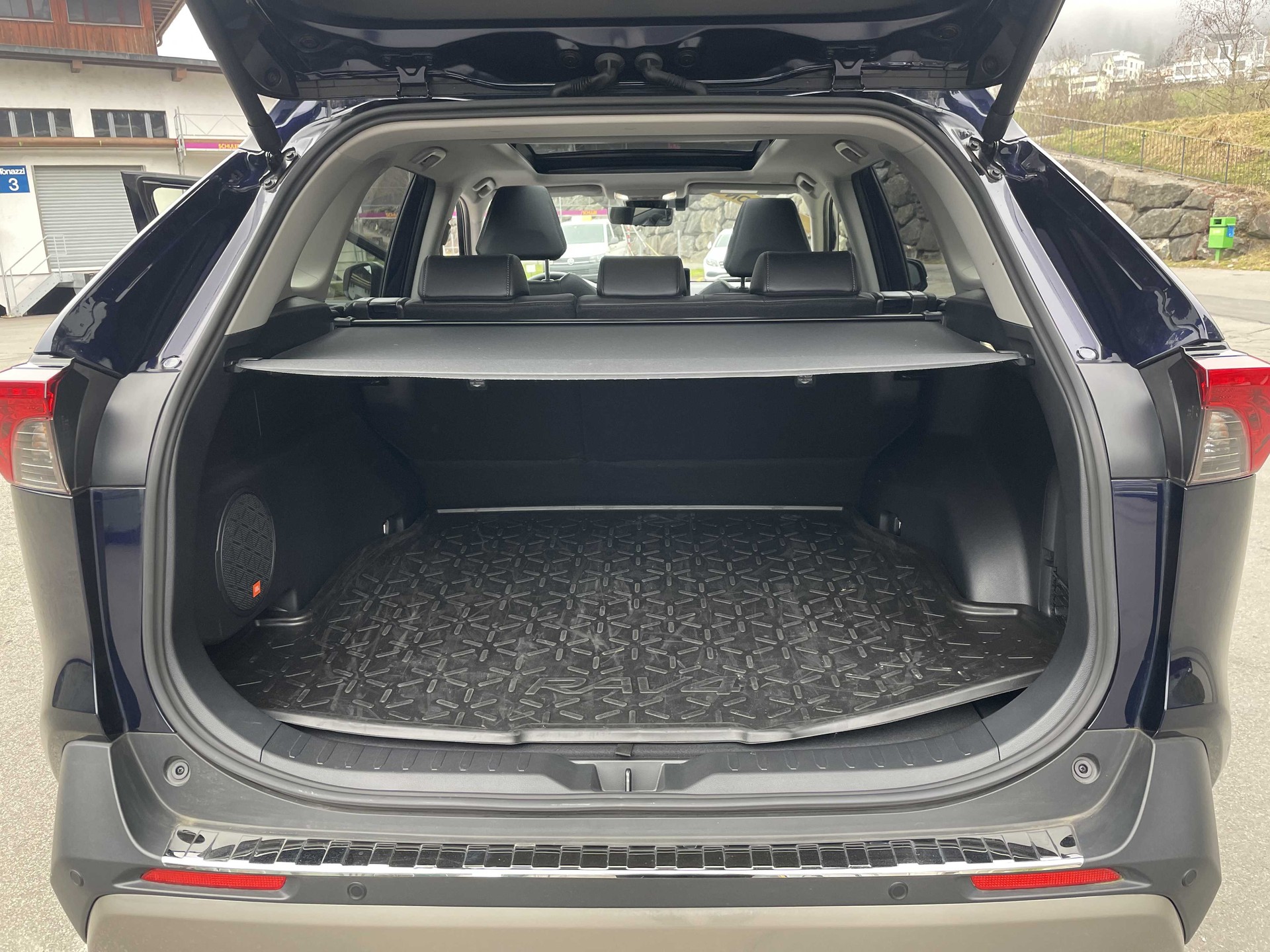 TOYOTA RAV4 2.5 HSD Premium-image-26