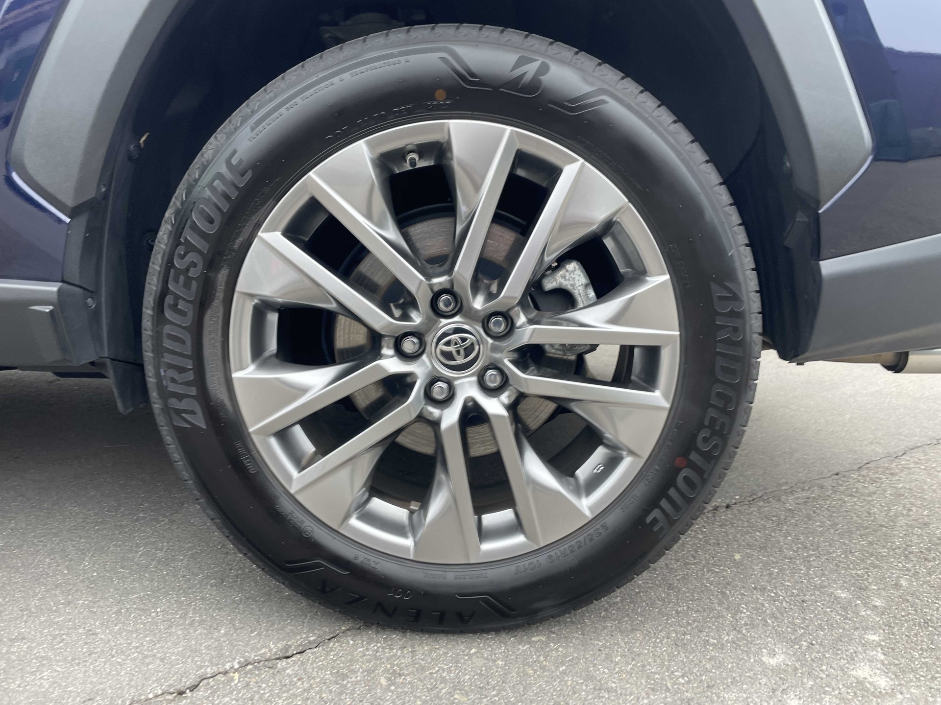 TOYOTA RAV4 2.5 HSD Premium-image-28
