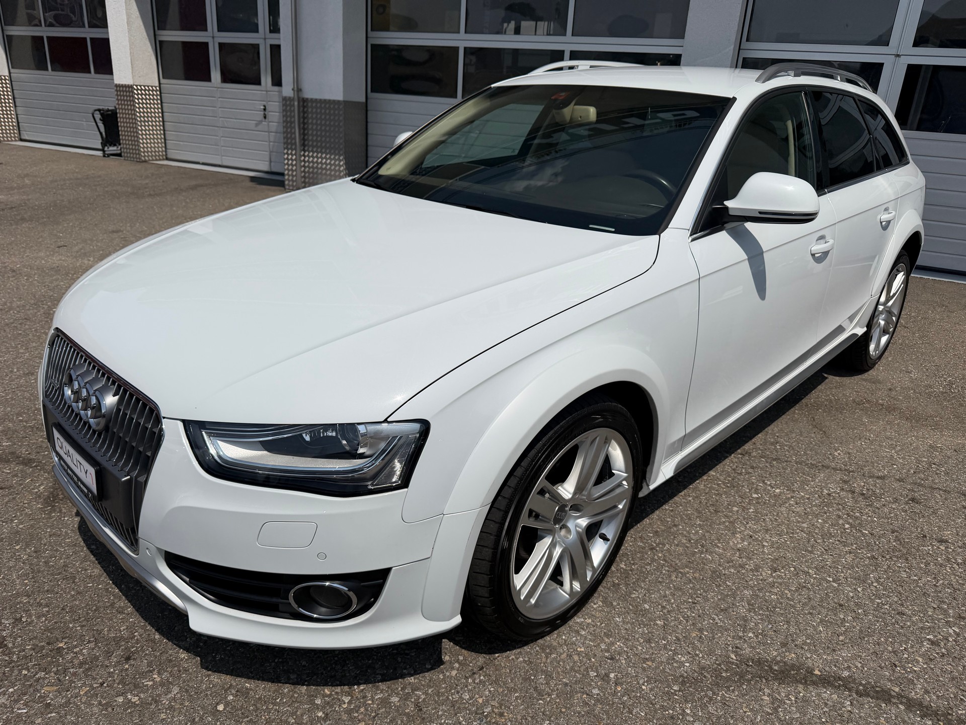 AUDI A4 allroad 3.0 TDI clean diesel quattro S-tronic