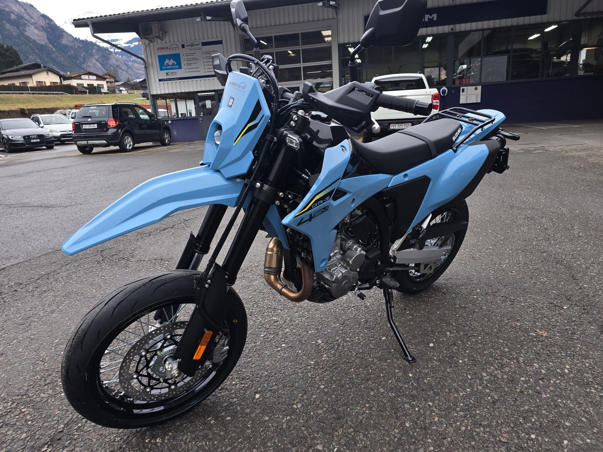 SUZUKI DR-Z 400-image-9