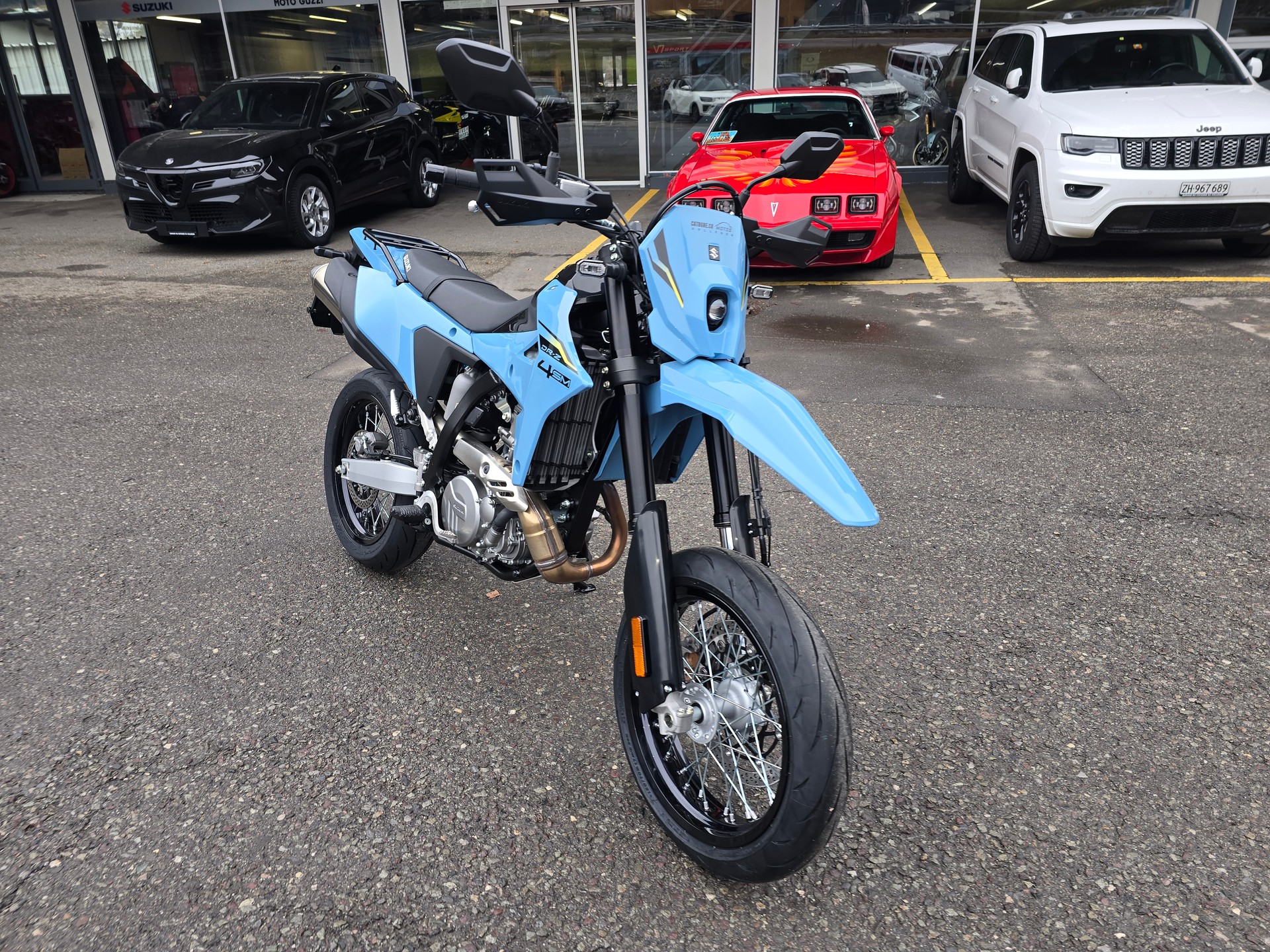 SUZUKI DR-Z 400-image-1