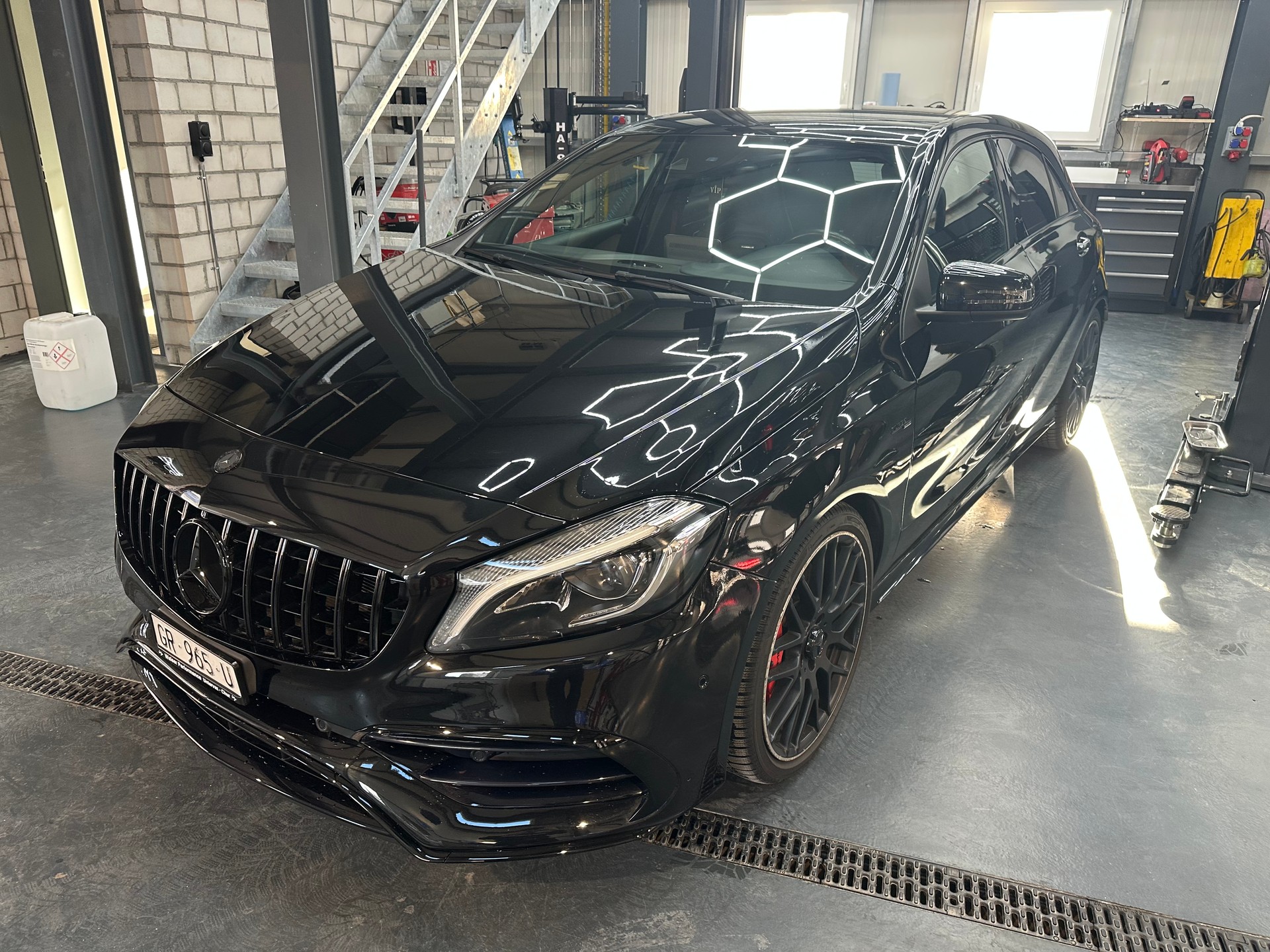 MERCEDES-BENZ A 45 AMG 4Matic Speedshift 7G-DCT-image-4