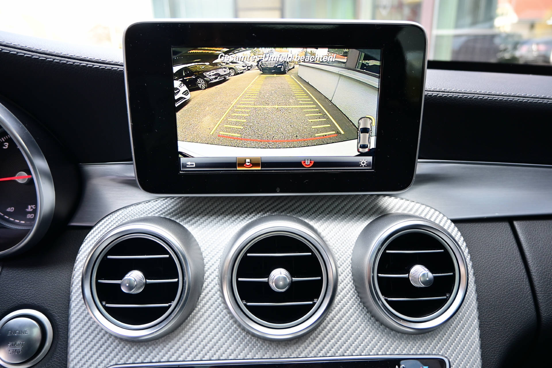 MERCEDES-BENZ C 300 AMG Line *Diamond Perlweiss*HUD*Pano*UVM.-image-16